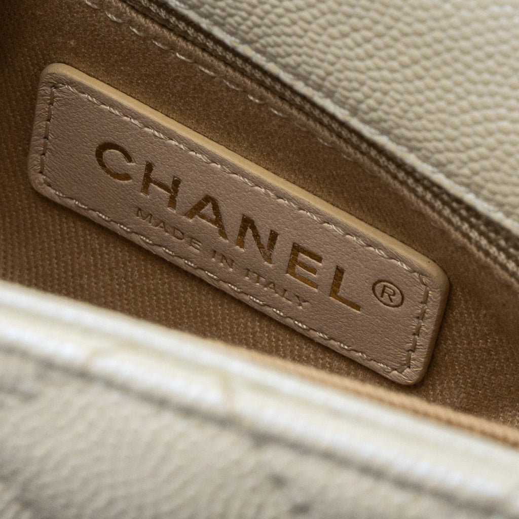 chanel-mini-coco-handle-caviar-iridescent-white-lghw