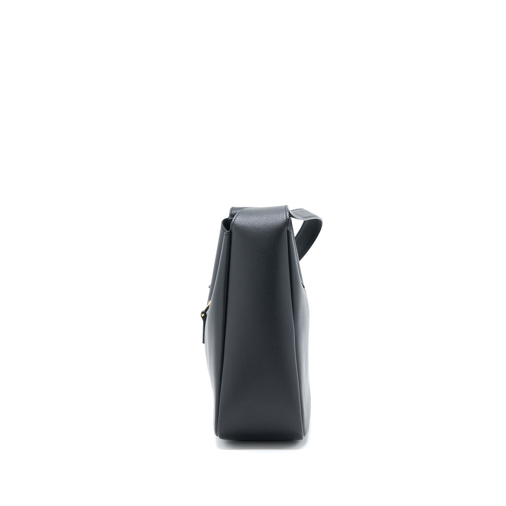 saint-laurent-le-5-a-7-soft-small-bag-in-smooth-calfskin-black-ghw