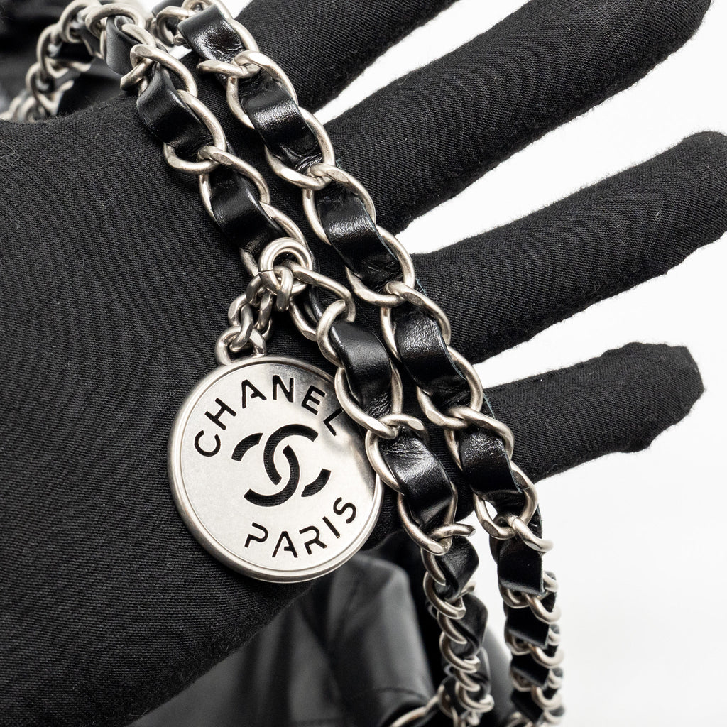 chanel-small-22-shiny-calfskin-black-shw-microchip