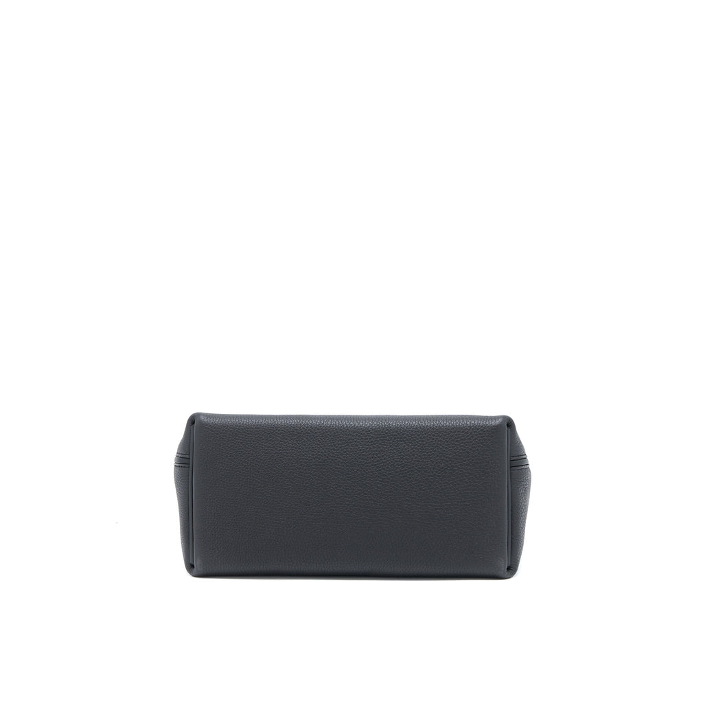 hermes-24-24-2424-29-bag-togo-swift-black-shw-stamp-z