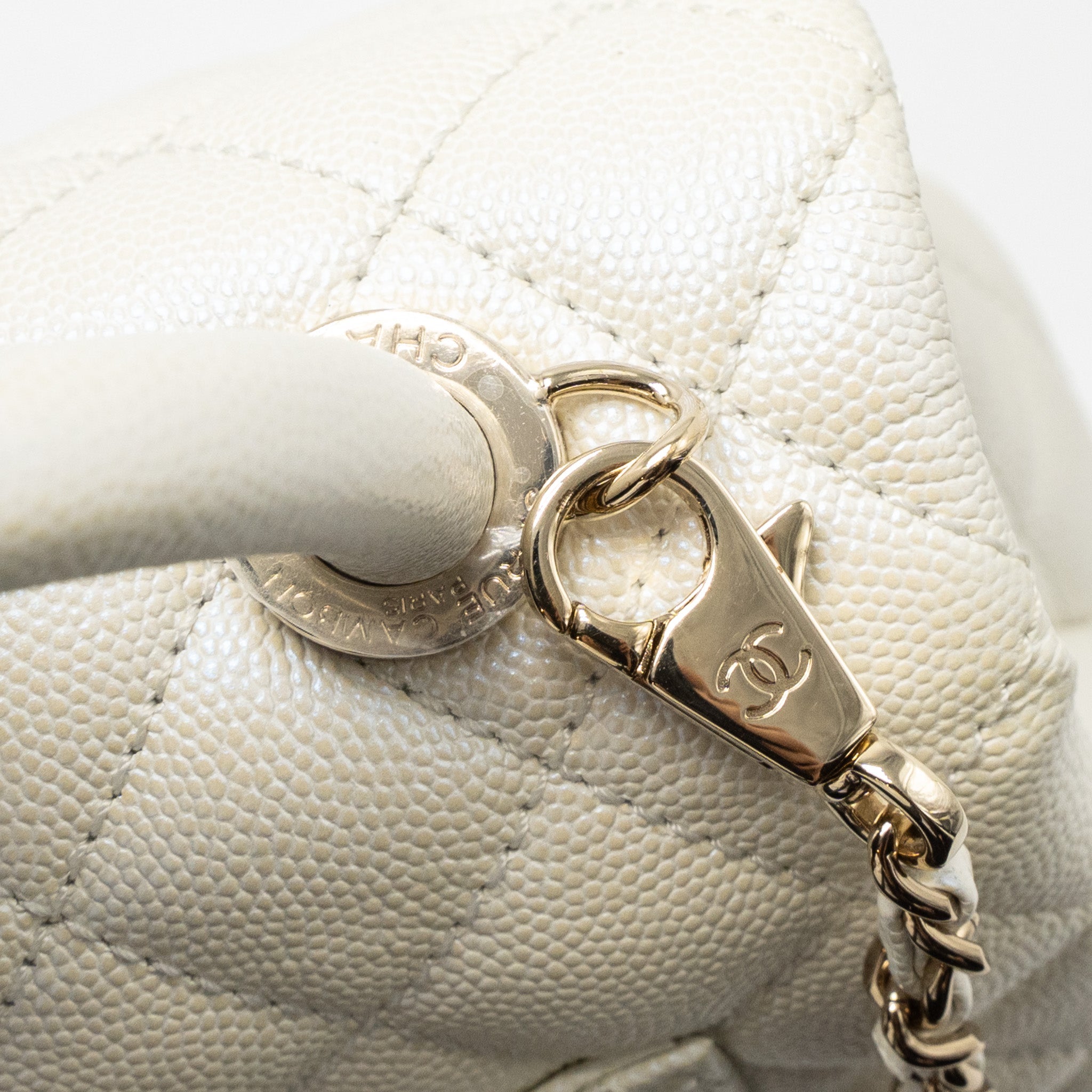 chanel-mini-coco-handle-caviar-iridescent-white-lghw