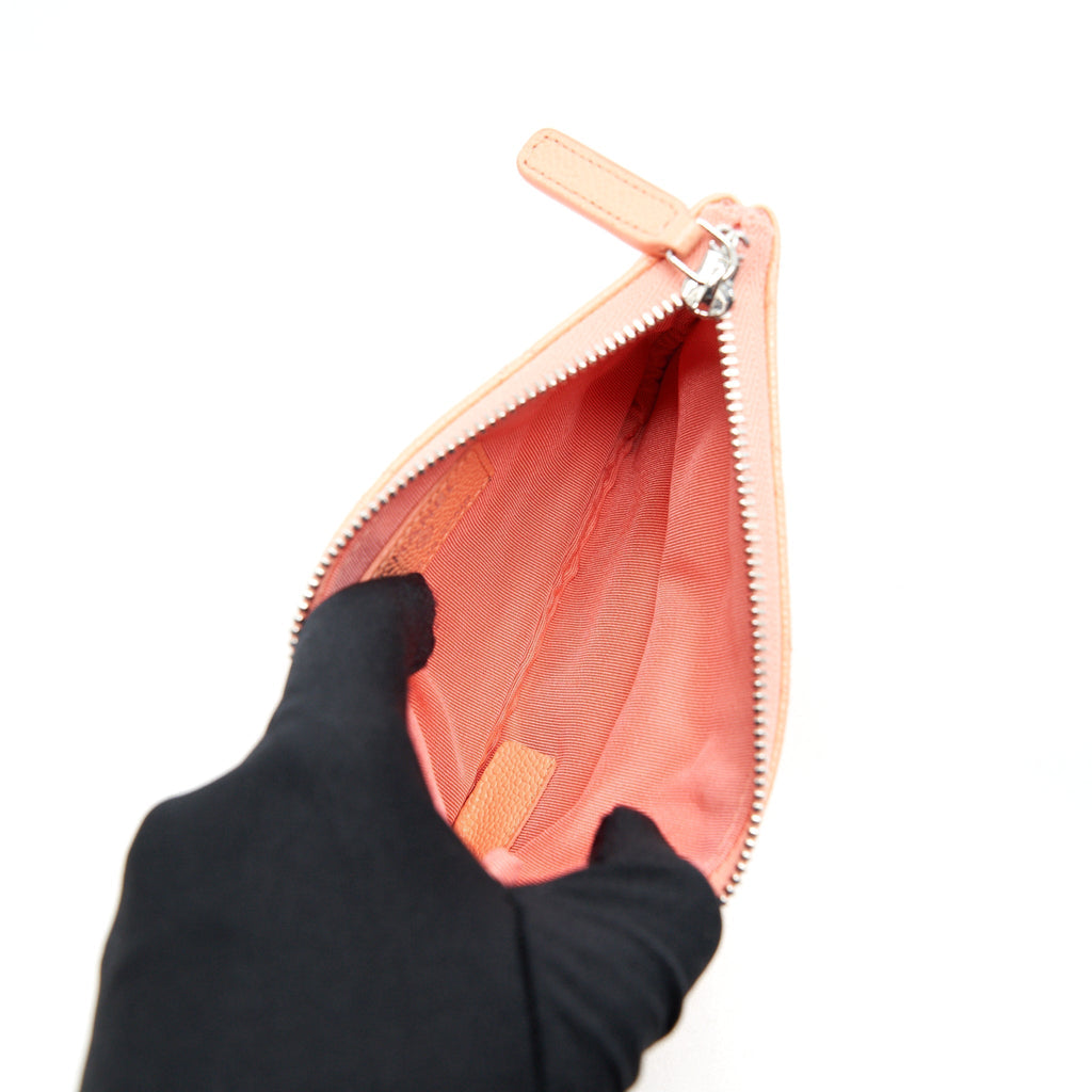 chanel-mini-ocase-zip-pouch-in-coral-caviar