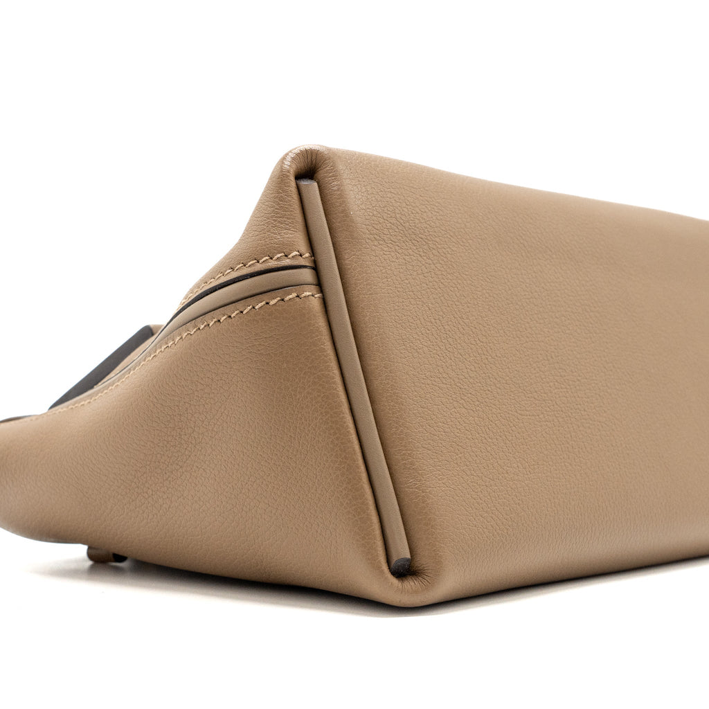 hermes-mini-24-24-2424-21-bag-evercolor-swift-beige-de-weimar-etoupe-ghw-stamp-z