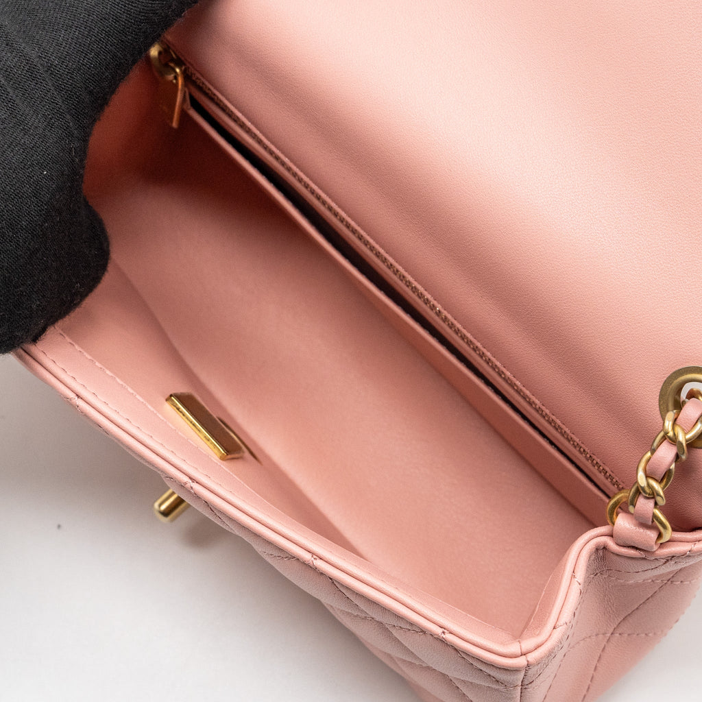 chanel-pearl-crush-mini-rectangular-flap-bag-lambskin-pink-ghw-microchip
