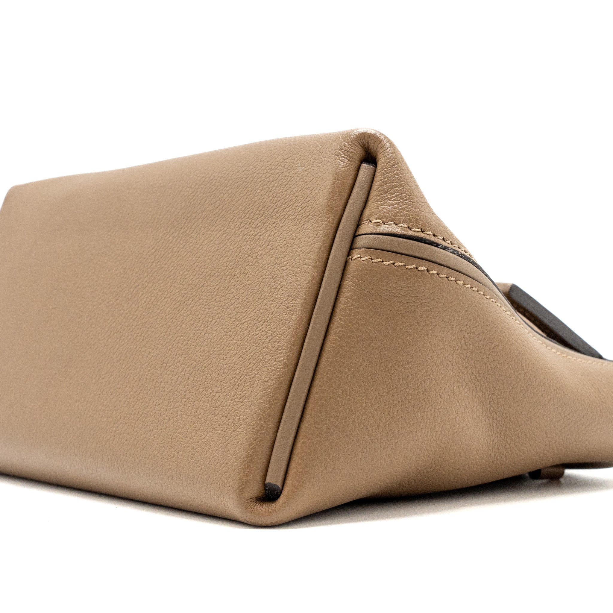 hermes-mini-24-24-2424-21-bag-evercolor-swift-beige-de-weimar-etoupe-ghw-stamp-z