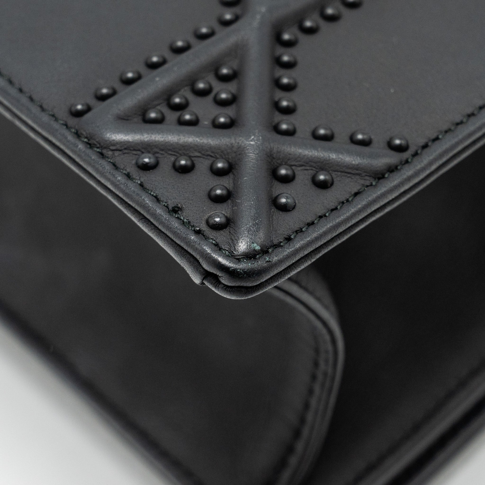 dior-medium-studded-diorama-calfskin-so-black