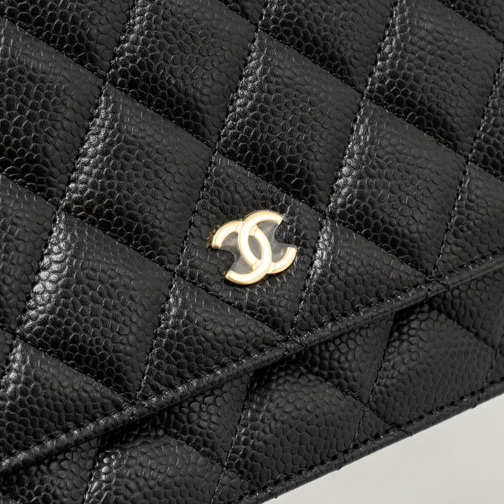 chanel-classic-wallet-on-chain-caviar-black-ghw-microchip-copy
