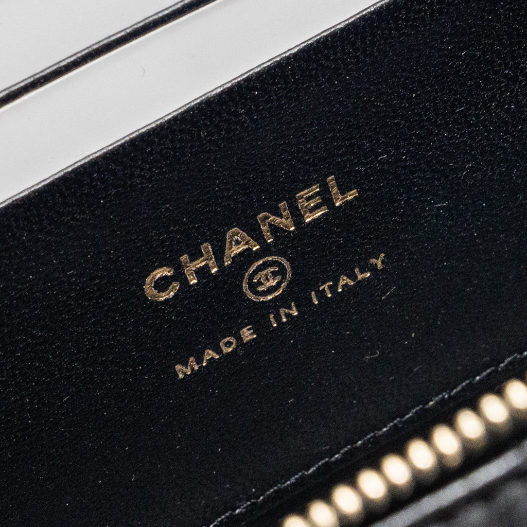 chanel-top-handle-long-vanity-case-lambskin-black-ghw-microchip