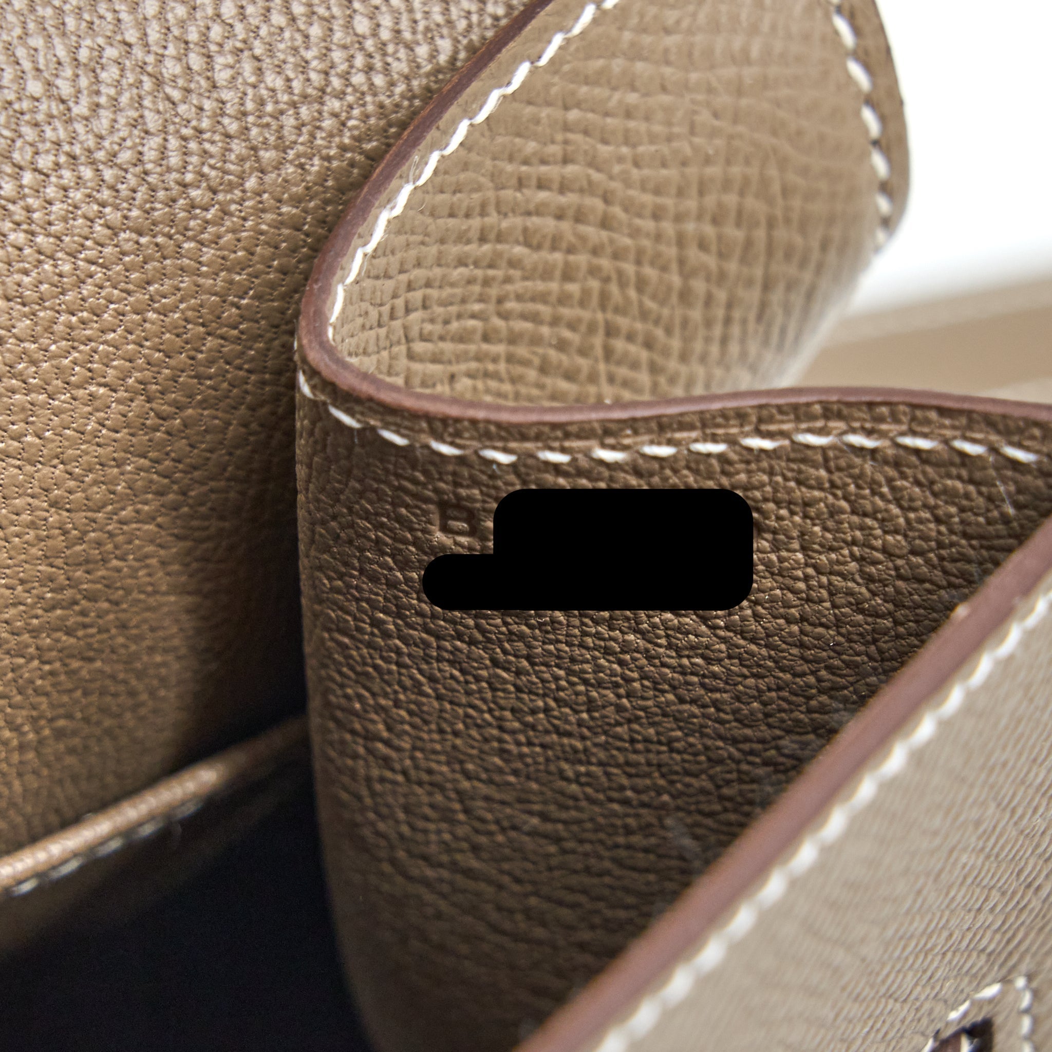 hermes-kelly-sellier-en-desordre-20-epsom-etoupe-ghw-stamp-b