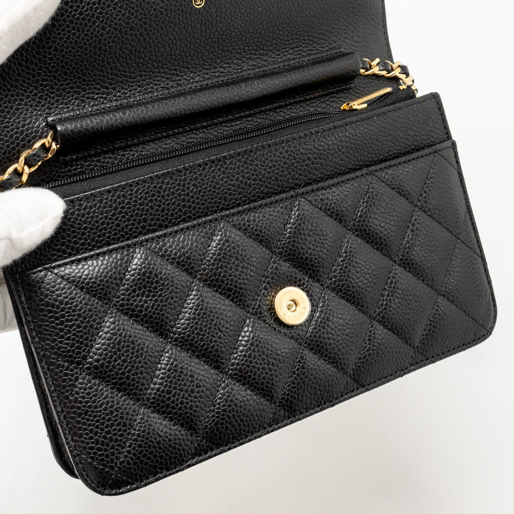 chanel-classic-wallet-on-chain-caviar-black-ghw-microchip-copy