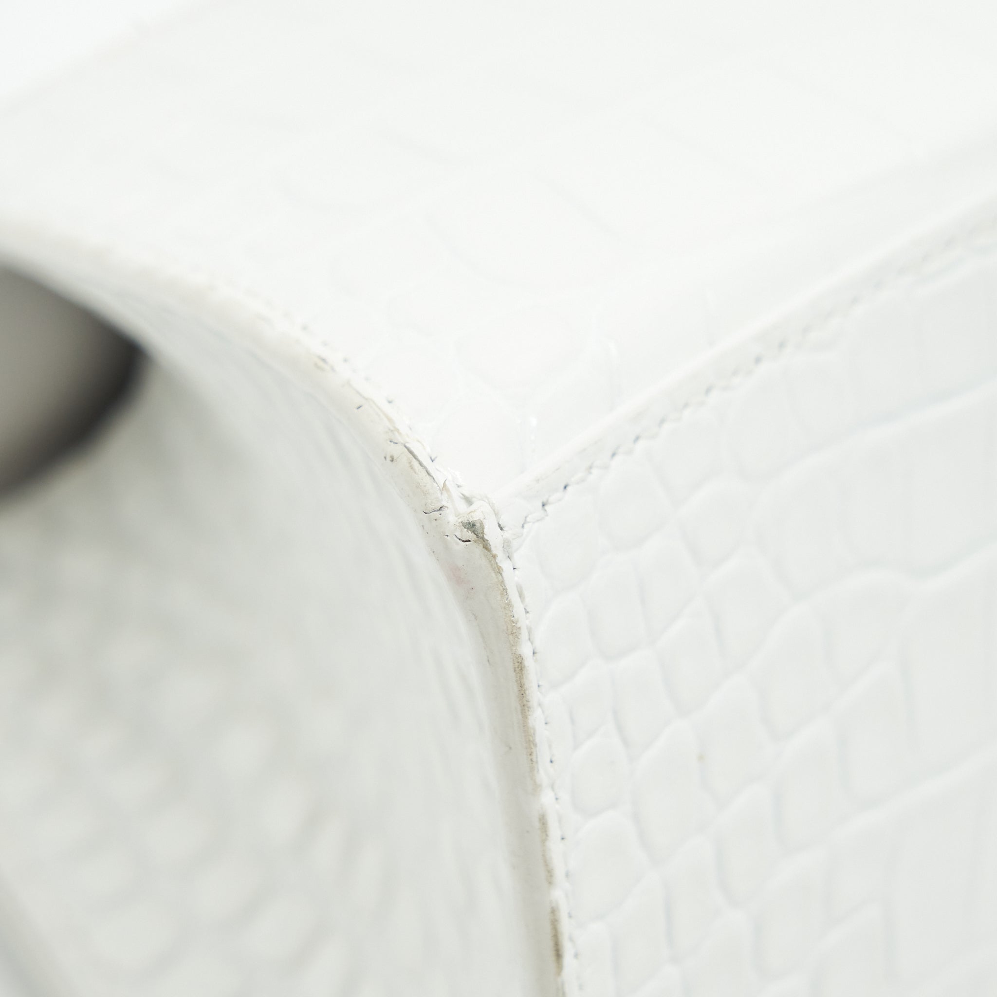 balenciaga-hourglass-s-croc-embossed-calfskin-white-shw