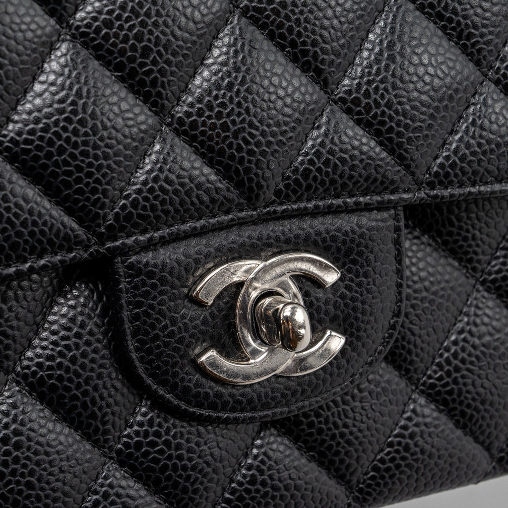 chanel-medium-classic-double-flap-bag-caviar-black-shw-4
