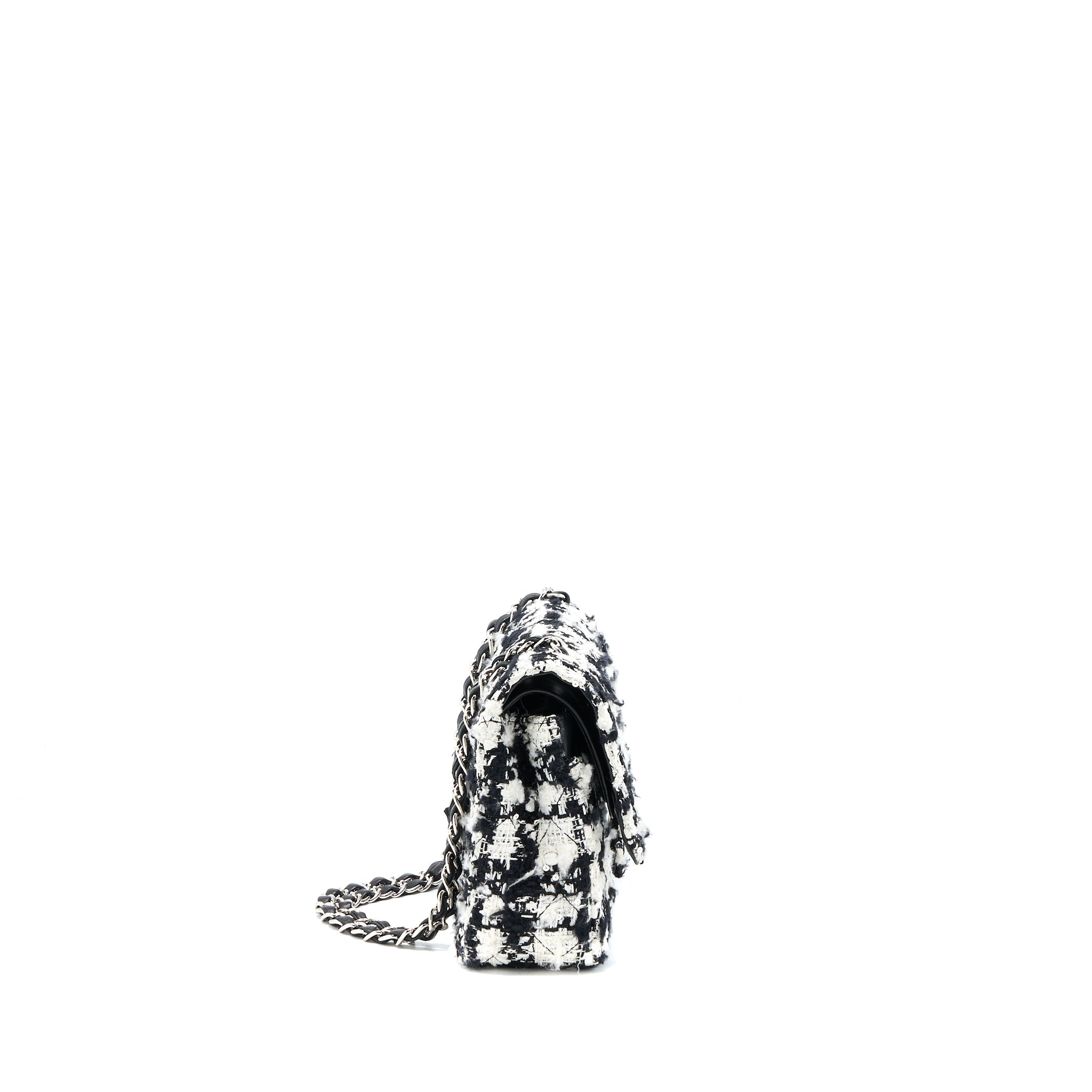 chanel-vintage-medium-classic-flap-bag-tweed-black-and-white-shw