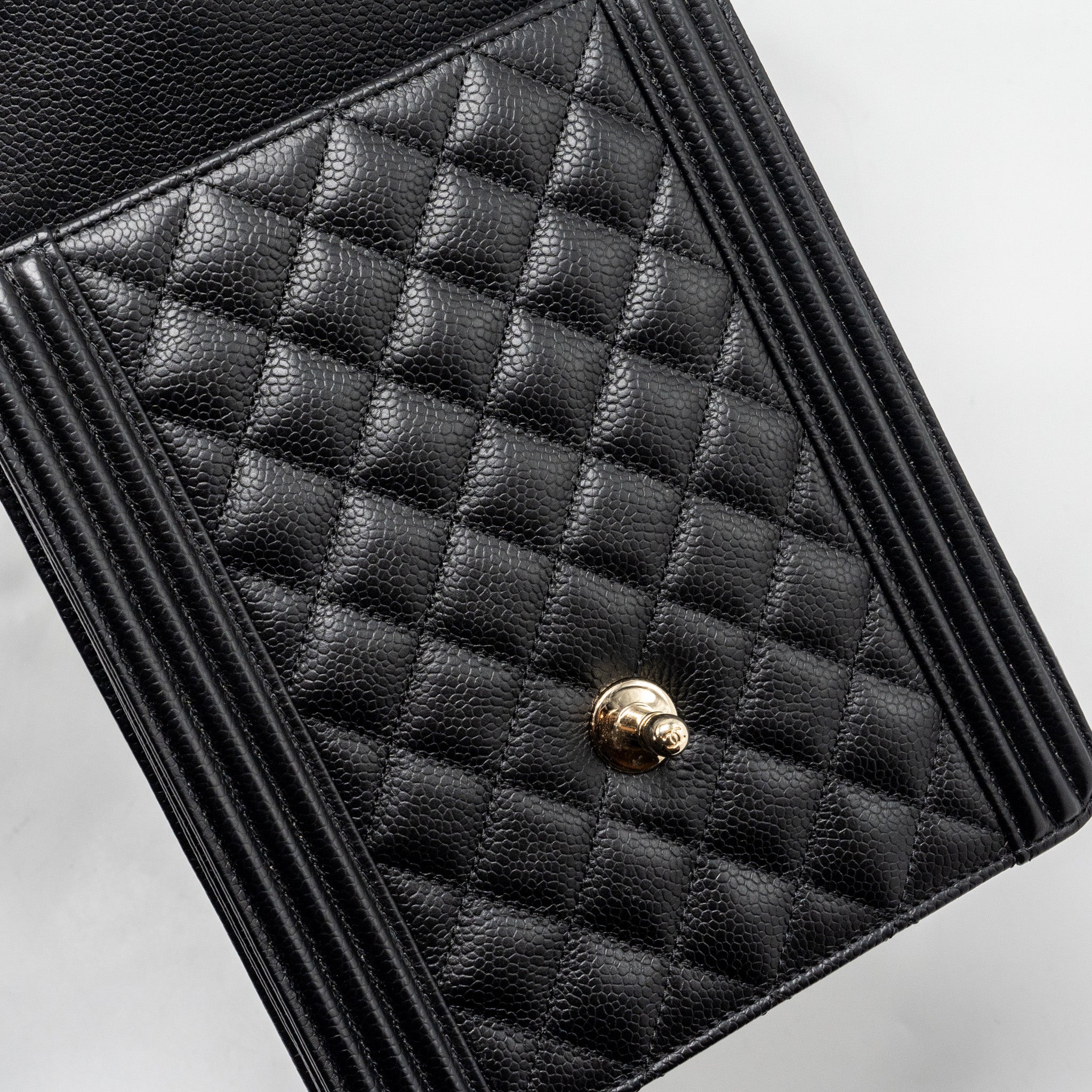 chanel-north-south-boy-bag-caviar-black-lghw-copy