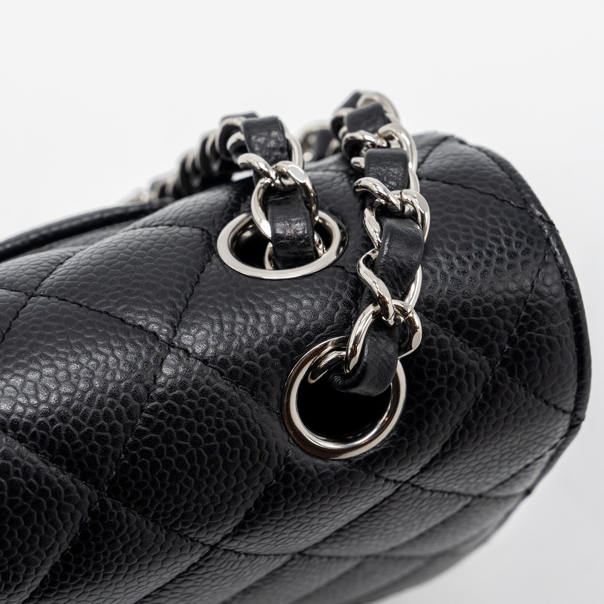 chanel-medium-classic-double-flap-bag-caviar-black-shw-4