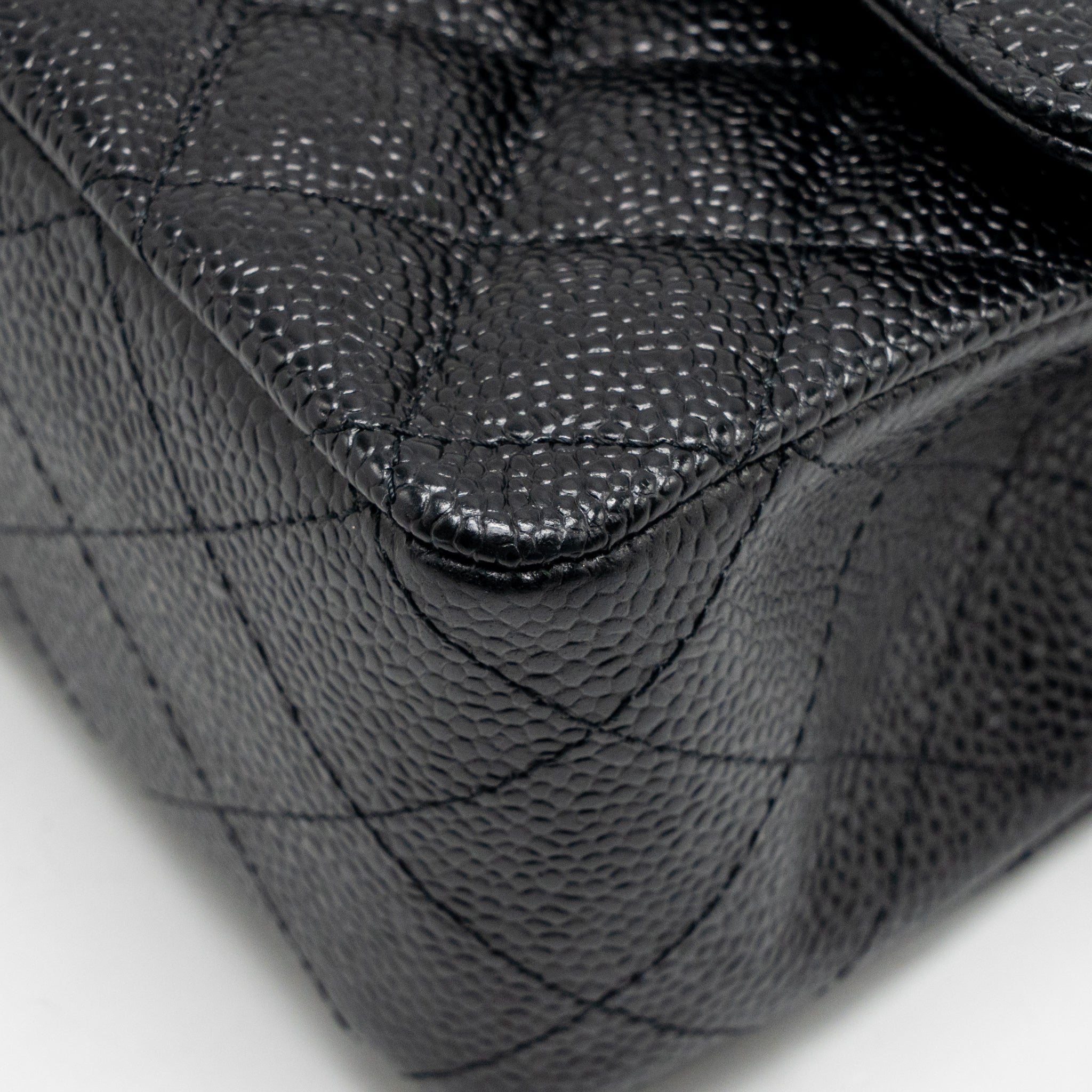 chanel-medium-classic-double-flap-bag-caviar-black-ghw-35