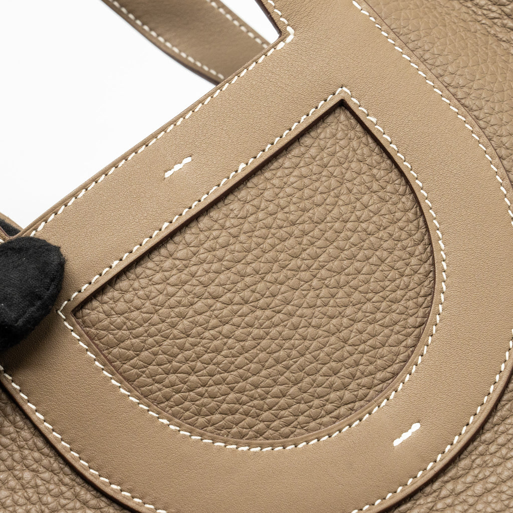 hermes-in-the-loop-23-clemence-etoupe-shw-stamp-b