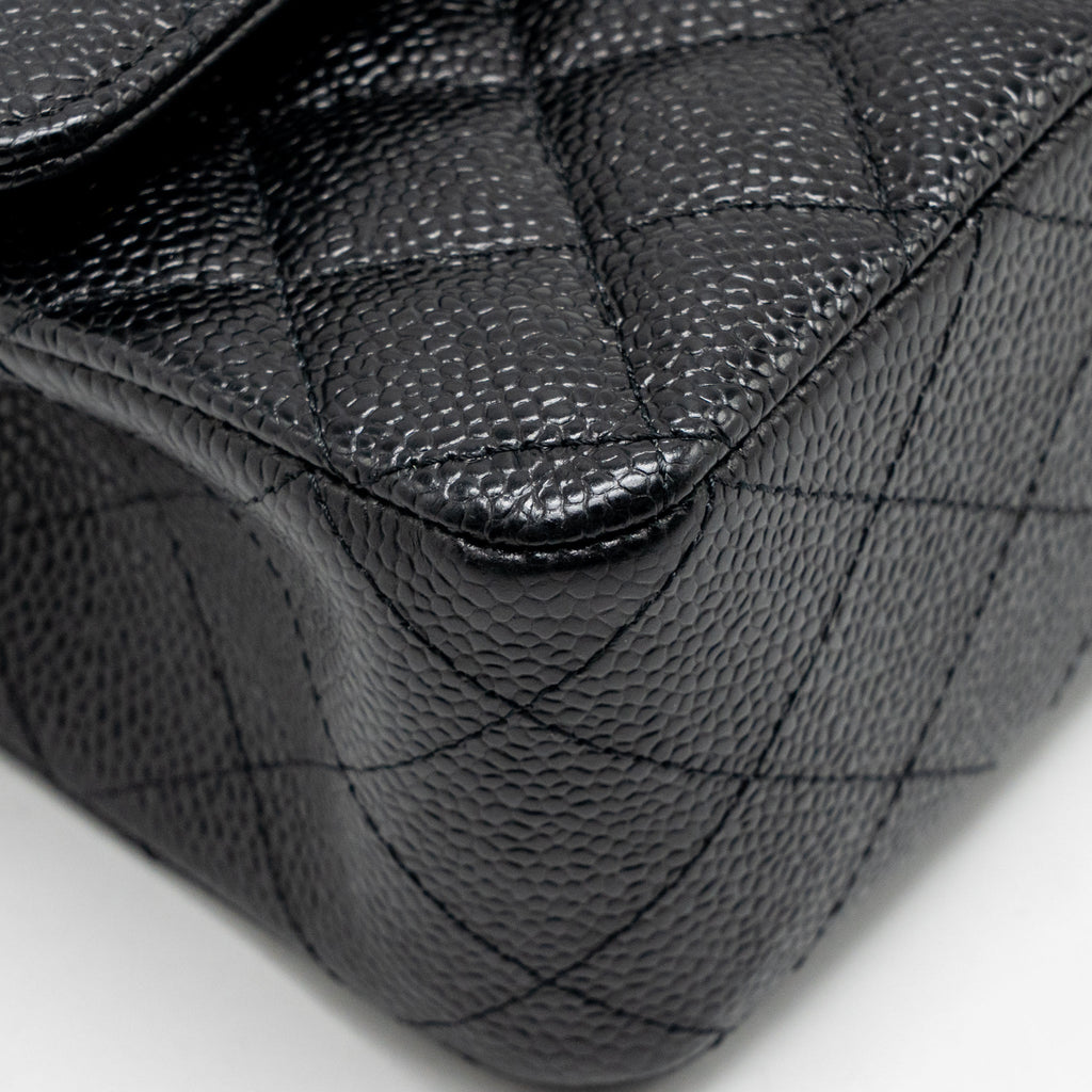 chanel-medium-classic-double-flap-bag-caviar-black-ghw-35