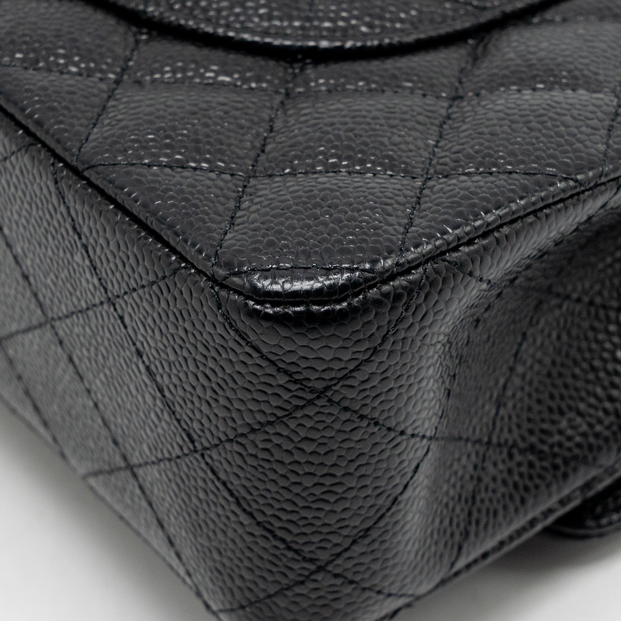 chanel-medium-classic-double-flap-bag-caviar-black-ghw-35