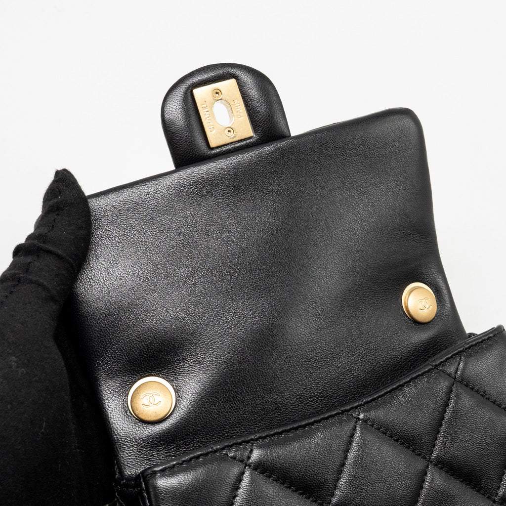 chanel-pearl-crush-mini-square-flap-bag-lambskin-black-ghw-microchip-copy