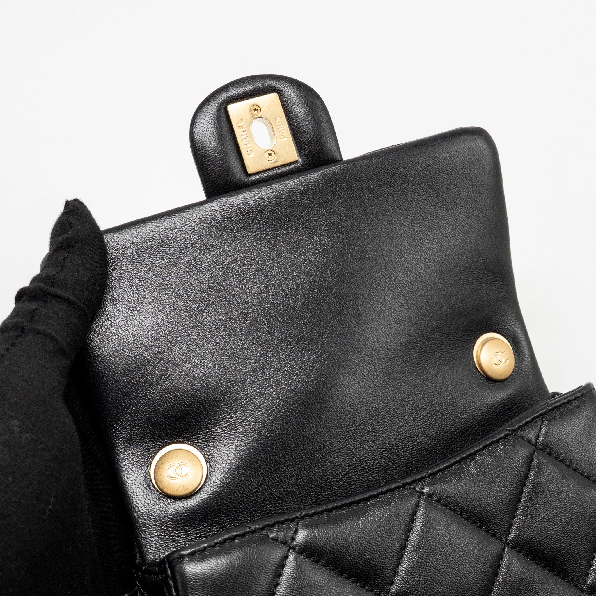 chanel-pearl-crush-mini-square-flap-bag-lambskin-black-ghw-microchip-copy