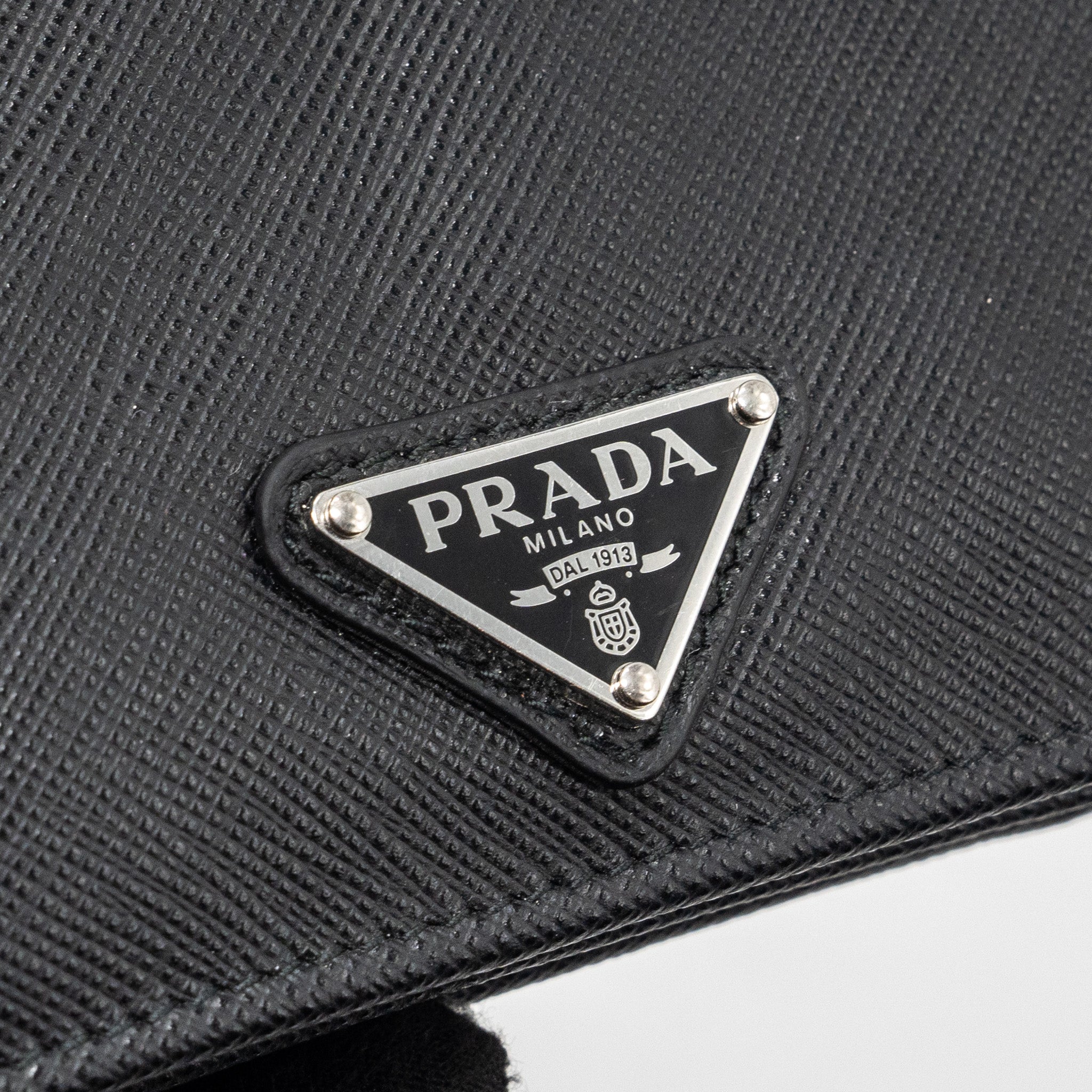 prada-small-wallet-saffiano-calfskin-leather-black-shw
