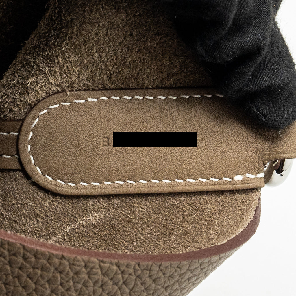 hermes-in-the-loop-23-clemence-etoupe-shw-stamp-b