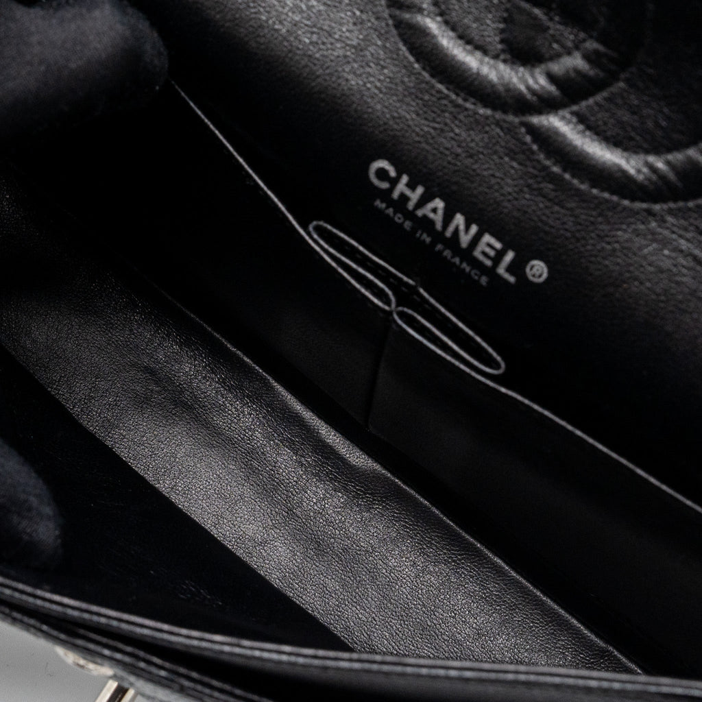 chanel-medium-classic-double-flap-bag-caviar-black-shw-4