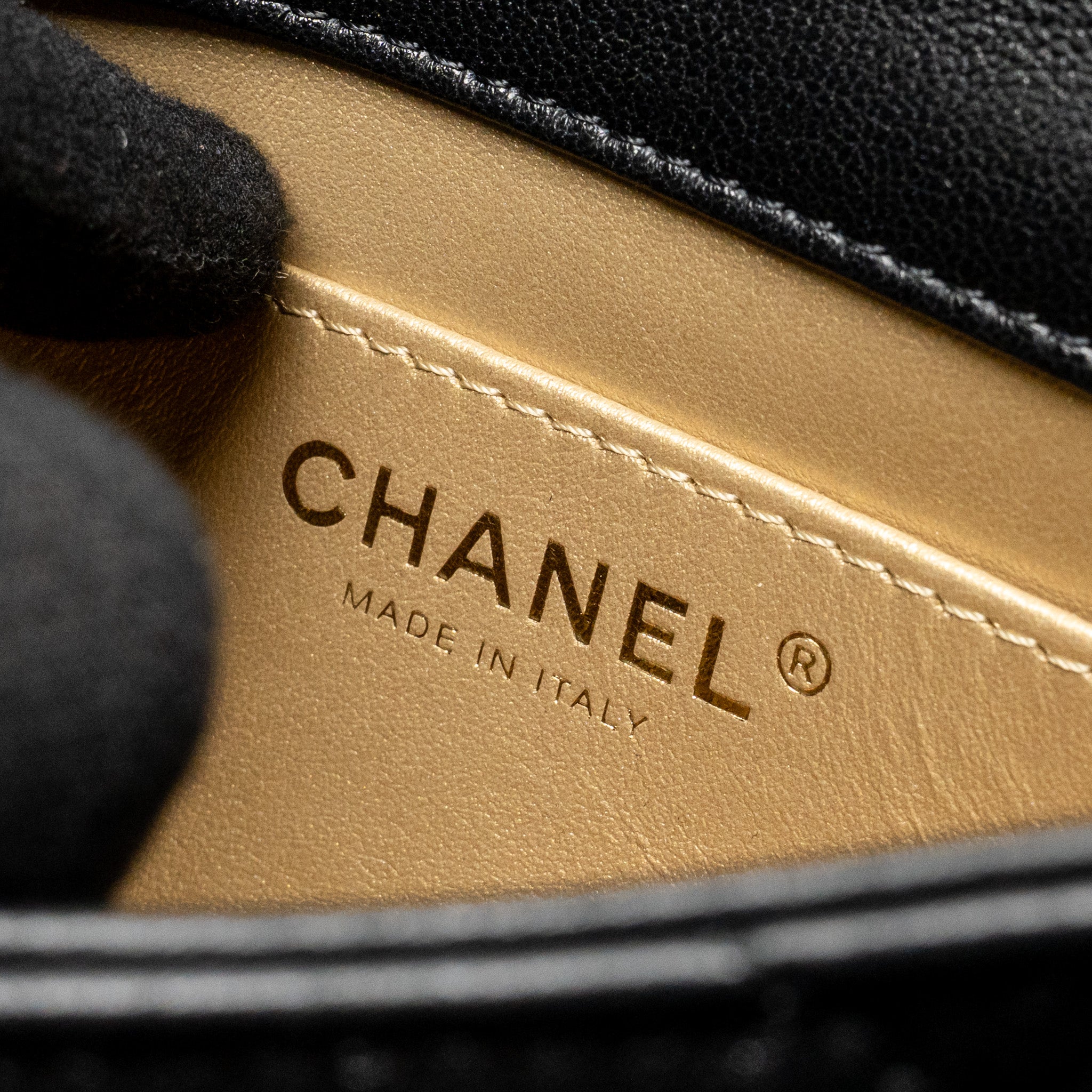 chanel-pearl-crush-mini-square-flap-bag-lambskin-black-ghw-microchip-copy