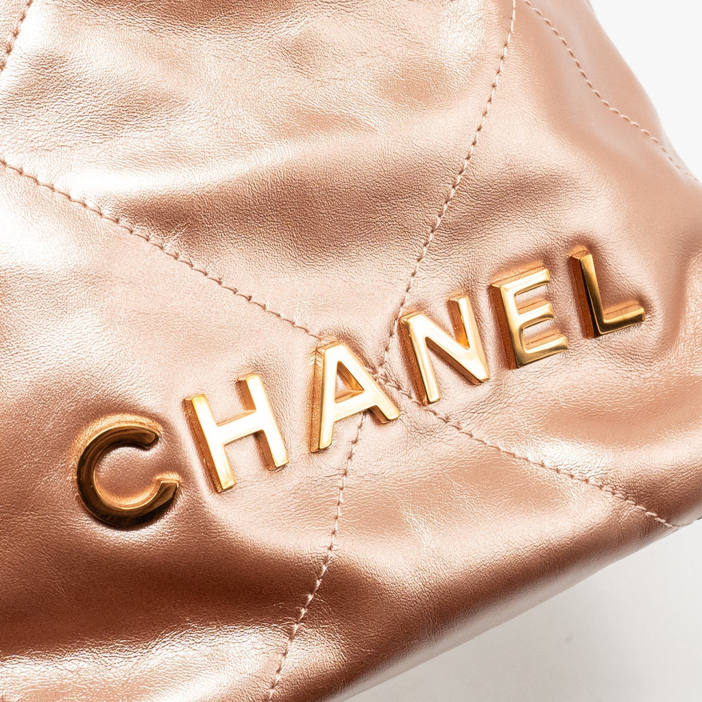 chanel-mini-22-bag-shiny-calfskin-light-pink-lghw-microchip-copy-1