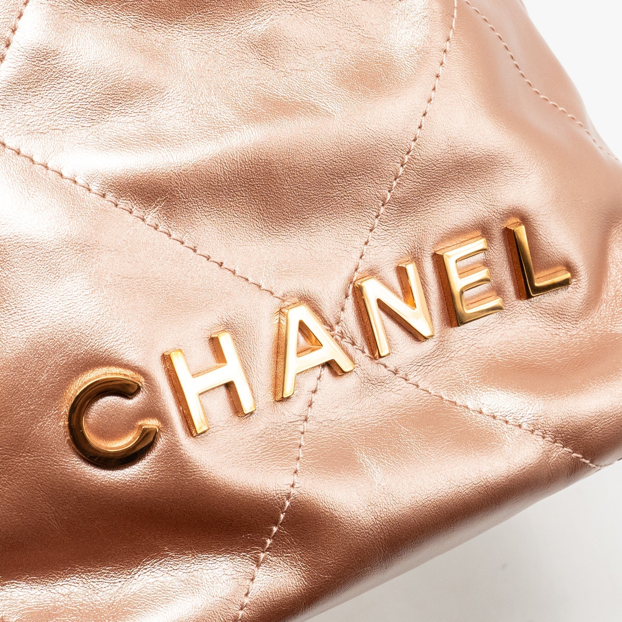 chanel-mini-22-bag-shiny-calfskin-light-pink-lghw-microchip-copy-1