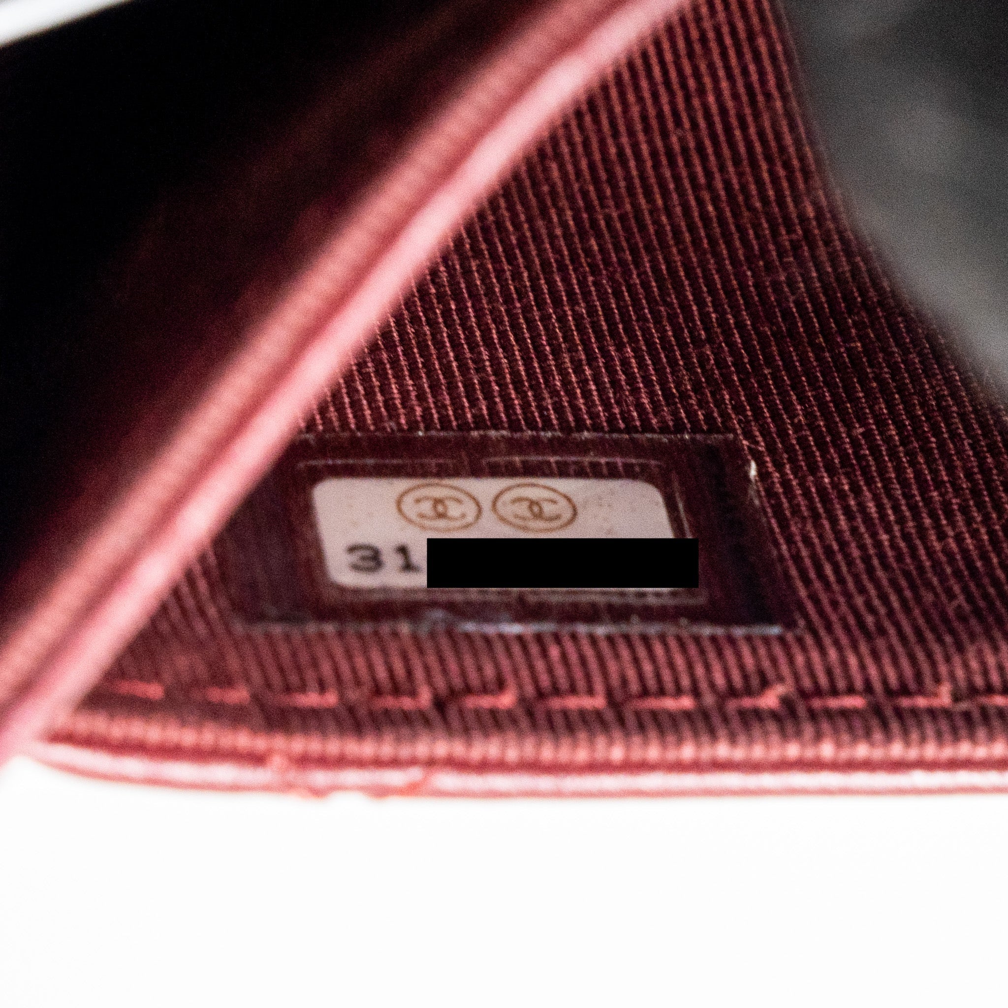 chanel-classic-flap-card-holder-lambskin-burgundy-ghw-copy