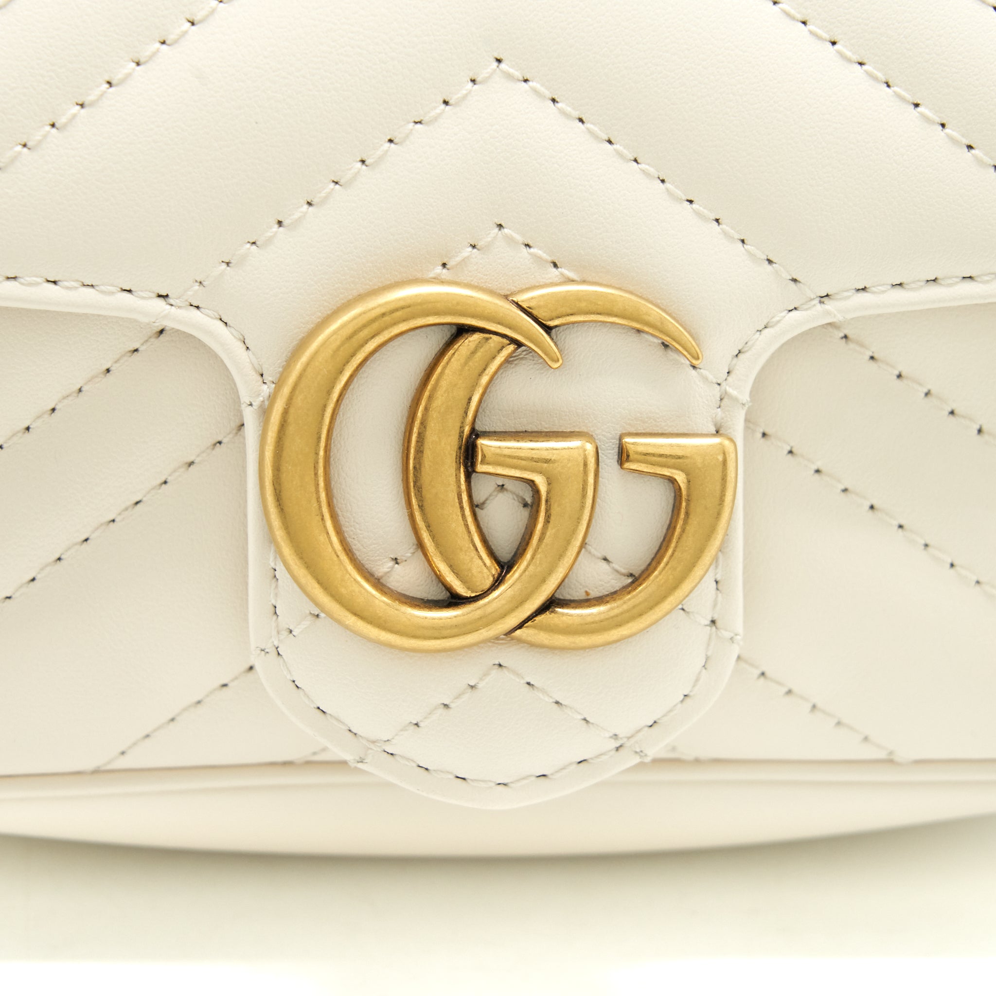 gucci-gg-marmont-super-mini-bag-white-ghw
