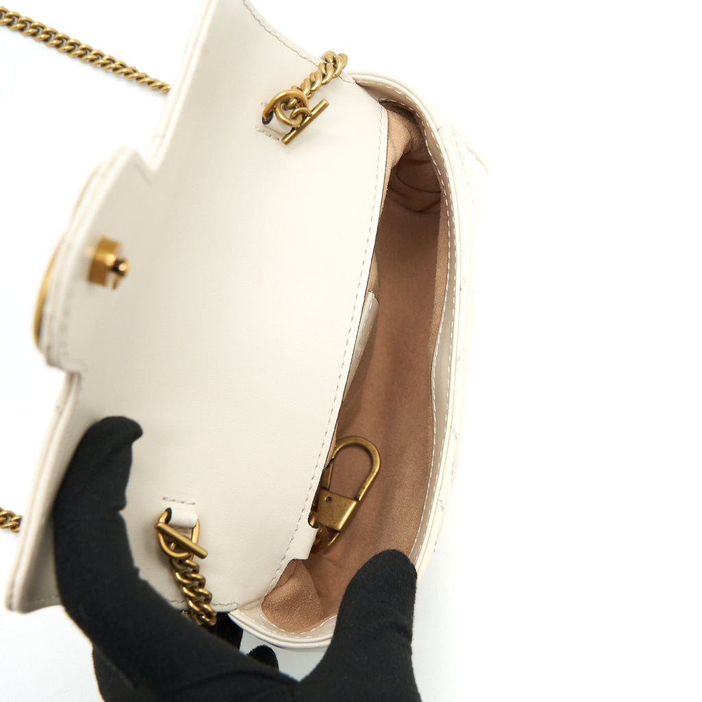 gucci-gg-marmont-super-mini-bag-white-ghw