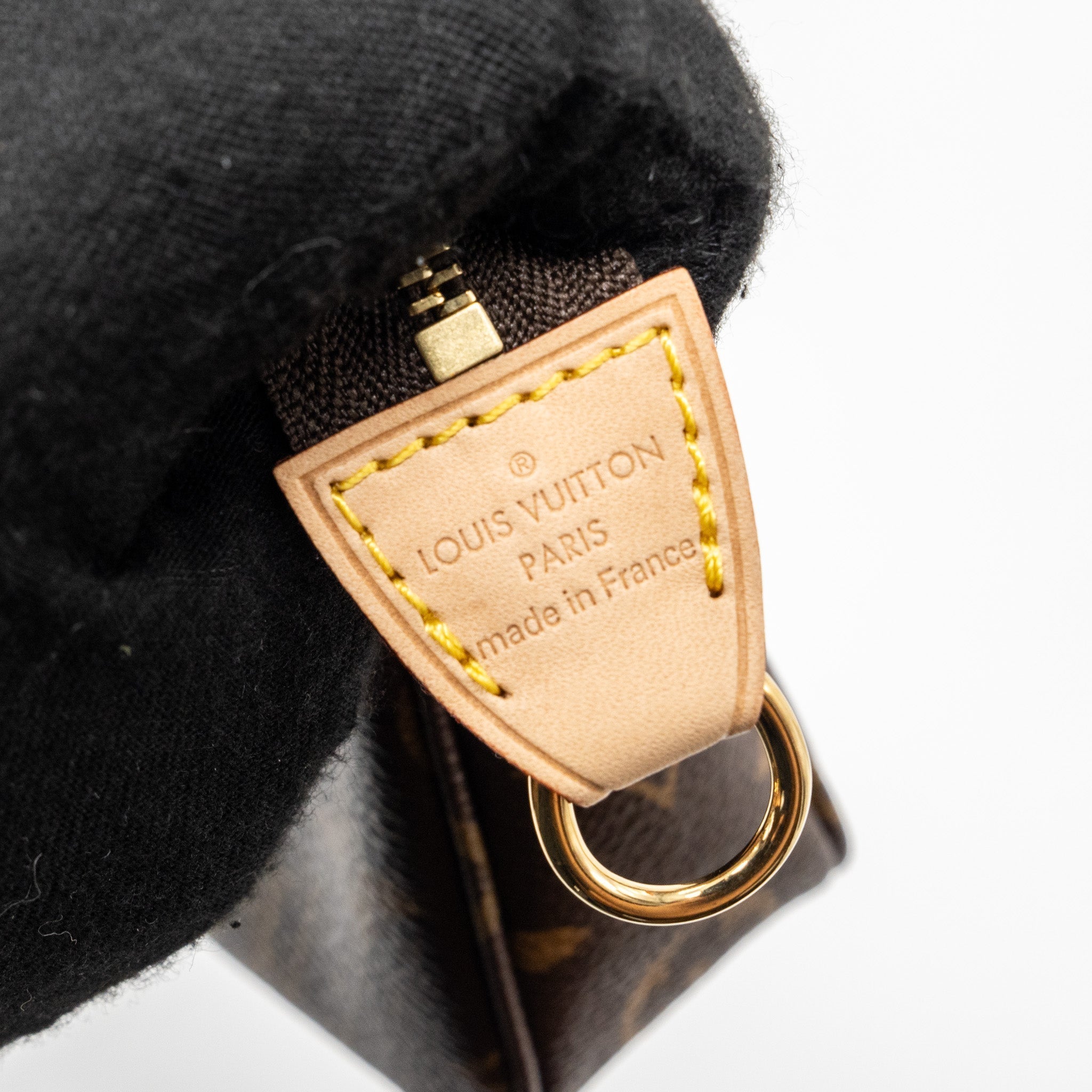 louis-vuitton-pochette-accessories-monogram-canvas-ghw-5
