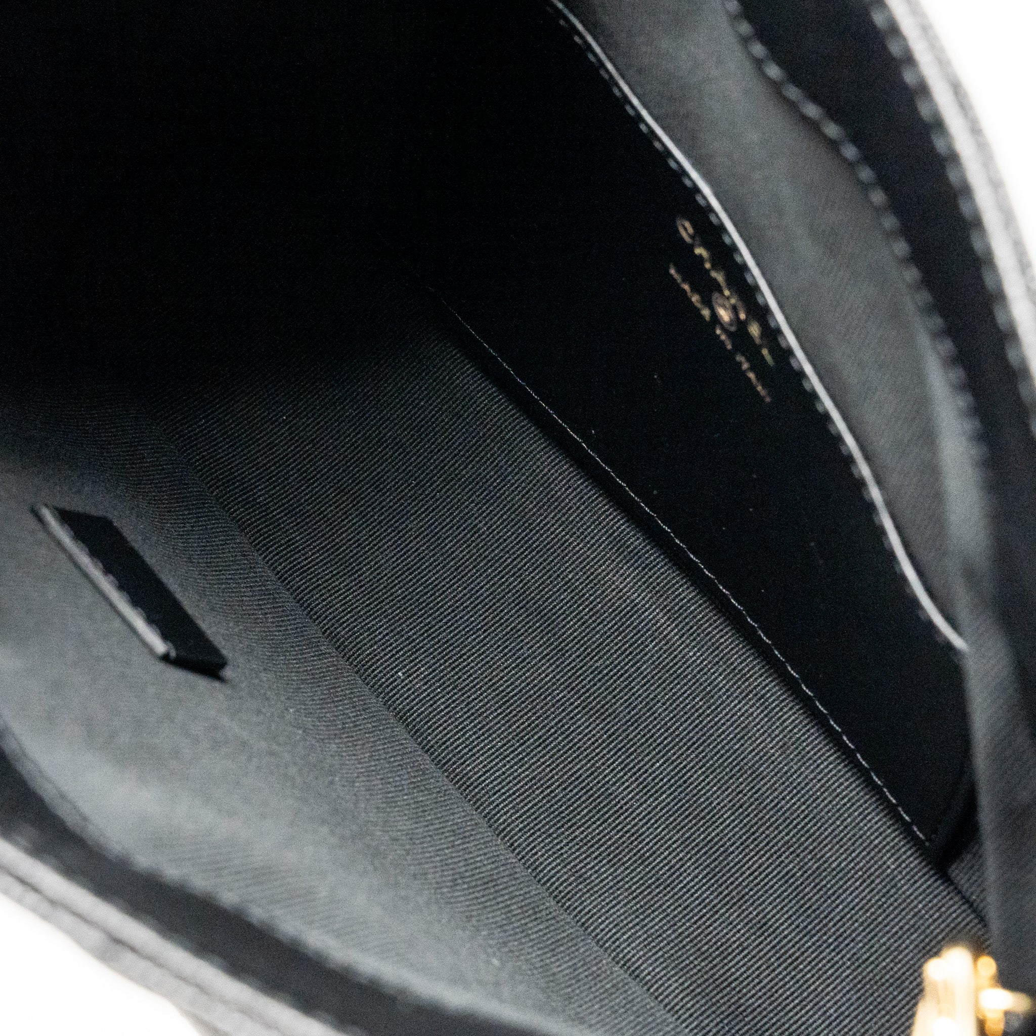 chanel-fold-flap-vanity-clutch-with-chain-caviar-black-ghw-microchip-copy