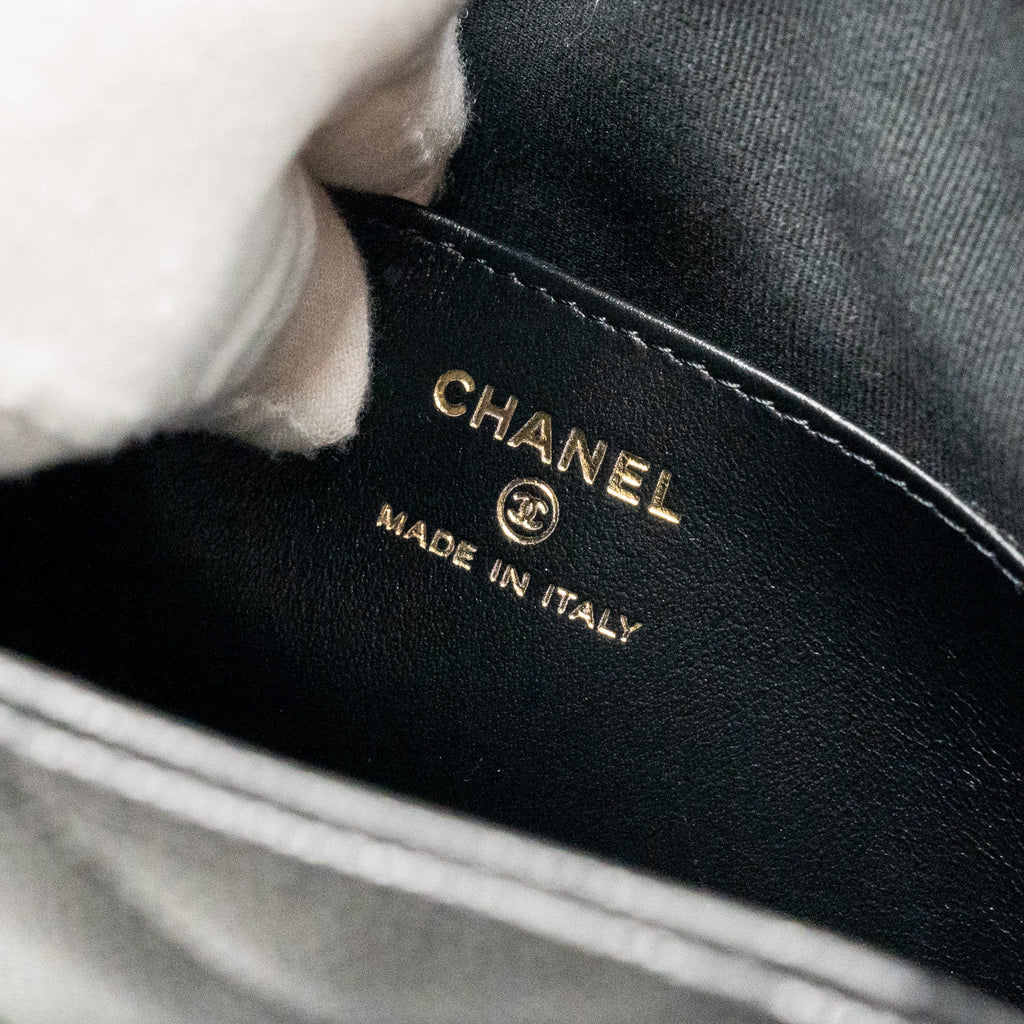 chanel-fold-flap-vanity-clutch-with-chain-caviar-black-ghw-microchip-copy
