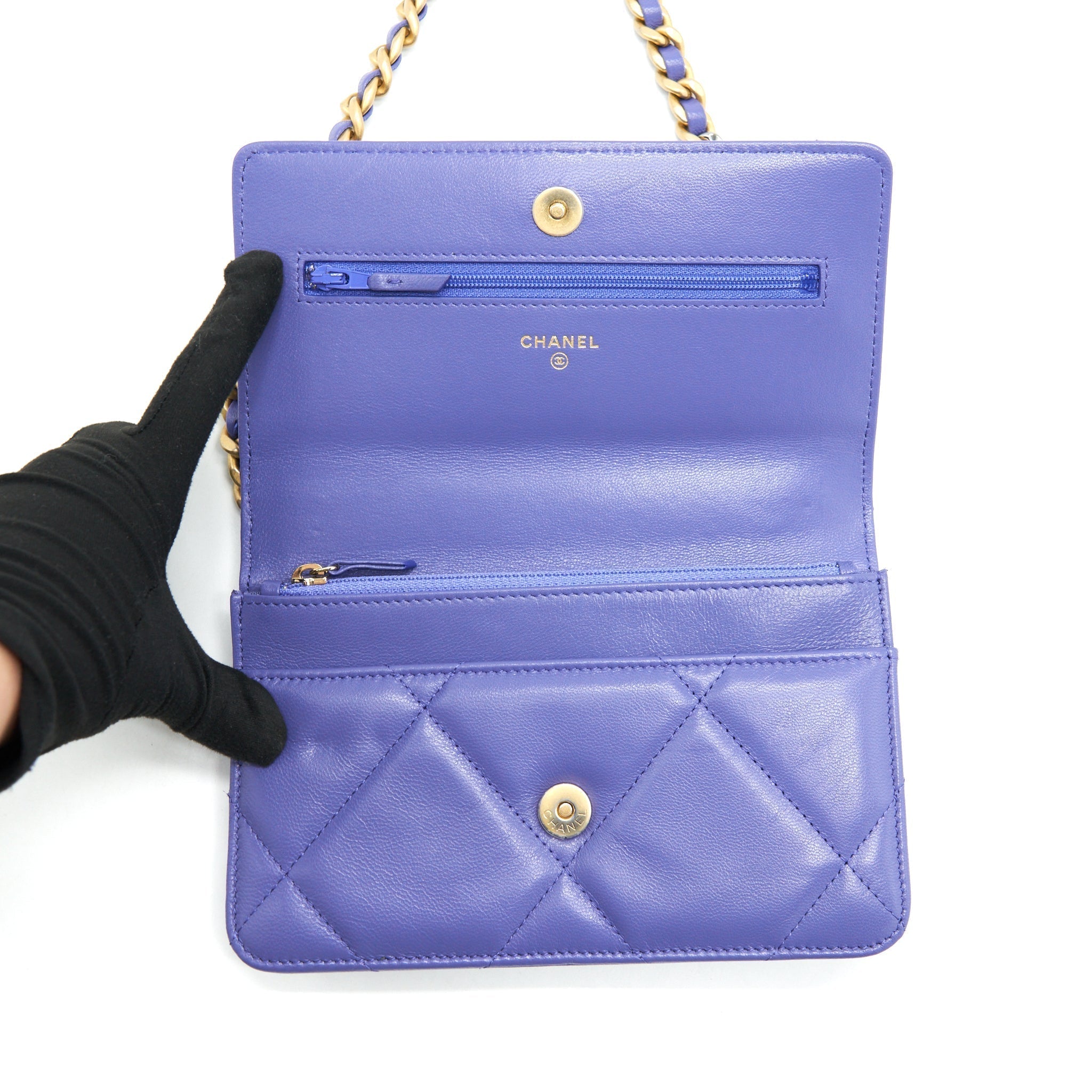 chanel-19-wallet-on-chain-lambskin-purple-with-gold-silver-hardware