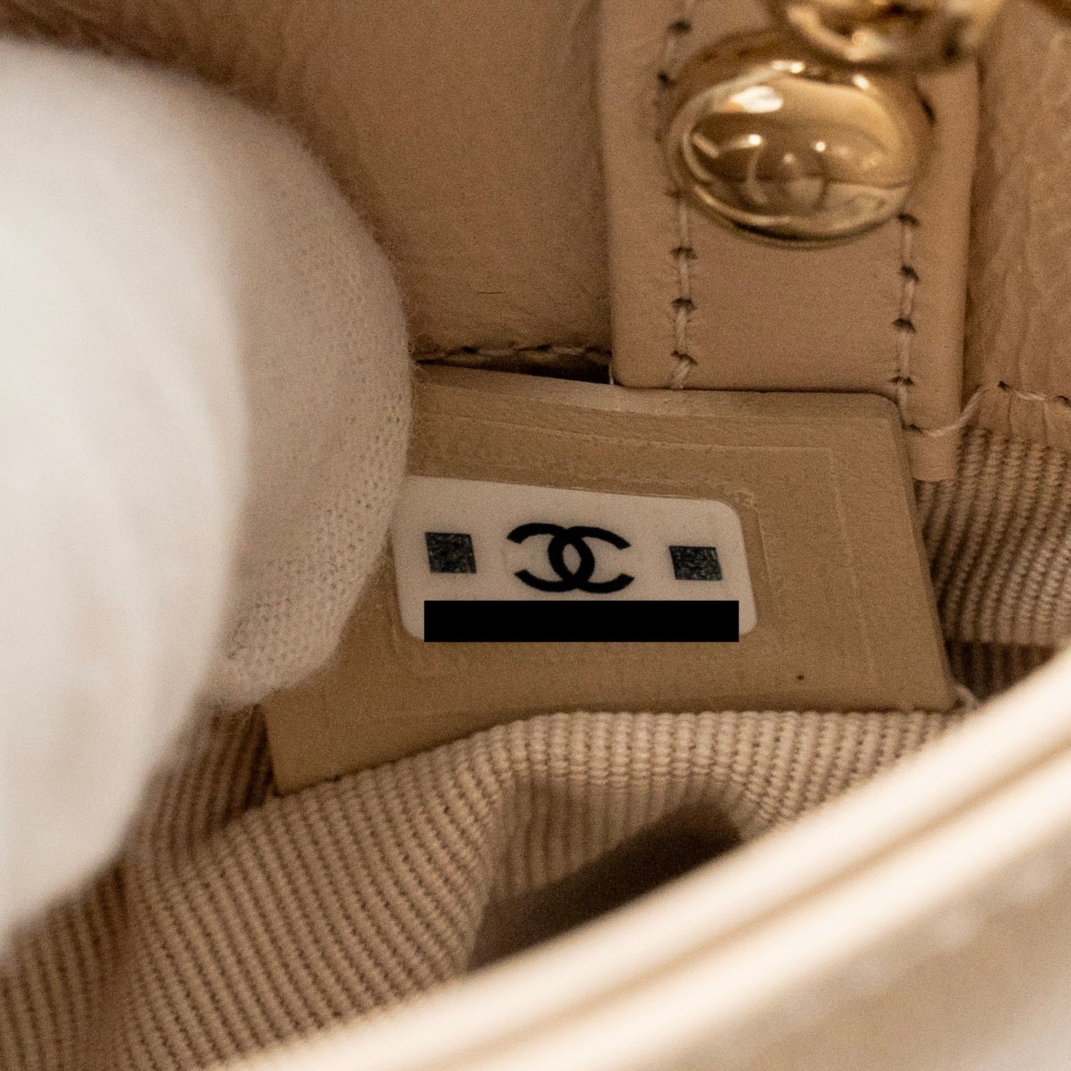 chanel-mini-31-clutch-with-chain-shiny-lambskin-light-beige-lghw-microchip