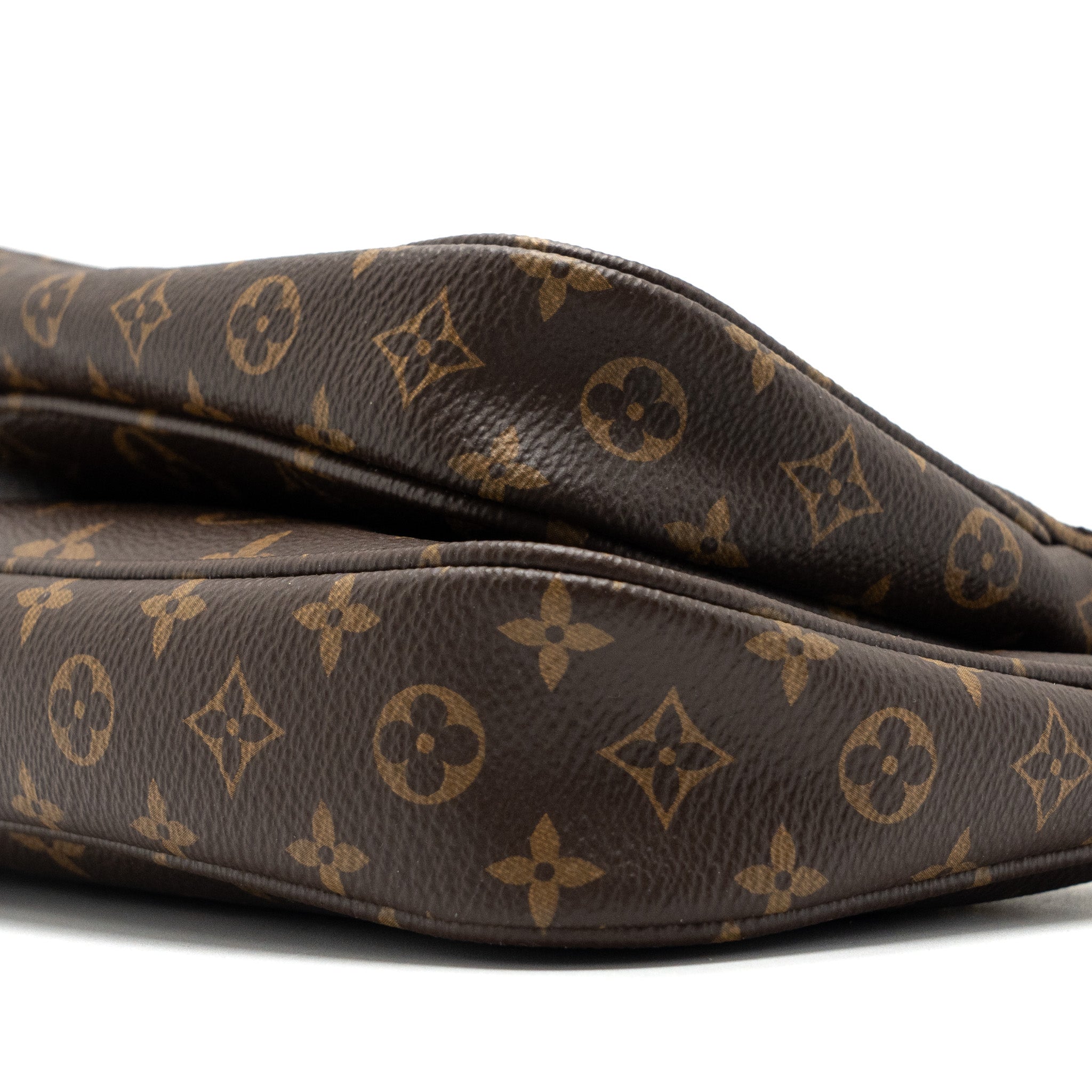 louis-vuitton-multi-pochette-monogram-canvas-khaki-strap-ghw-2