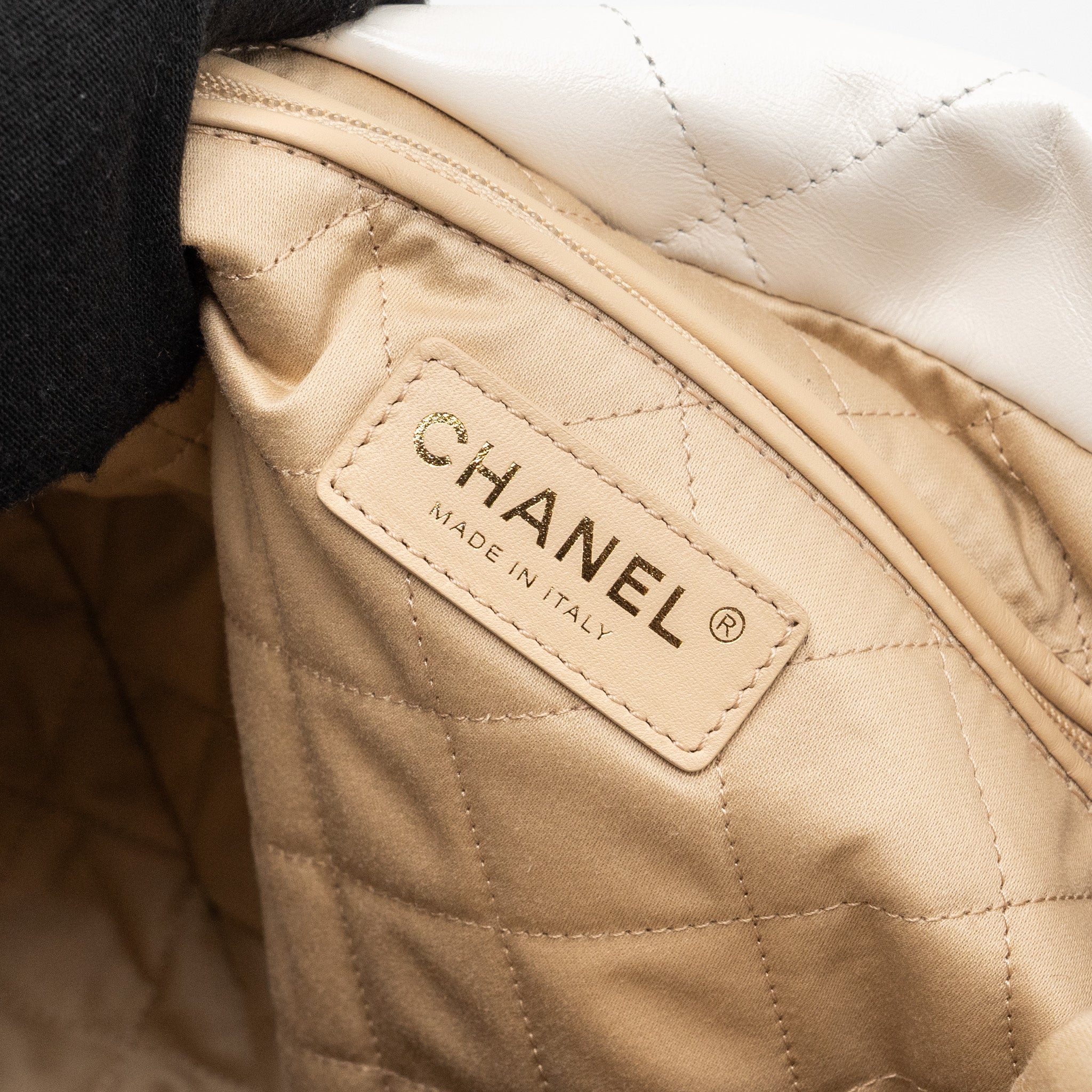 chanel-medium-22-bag-calfskin-white-ghw-microchip