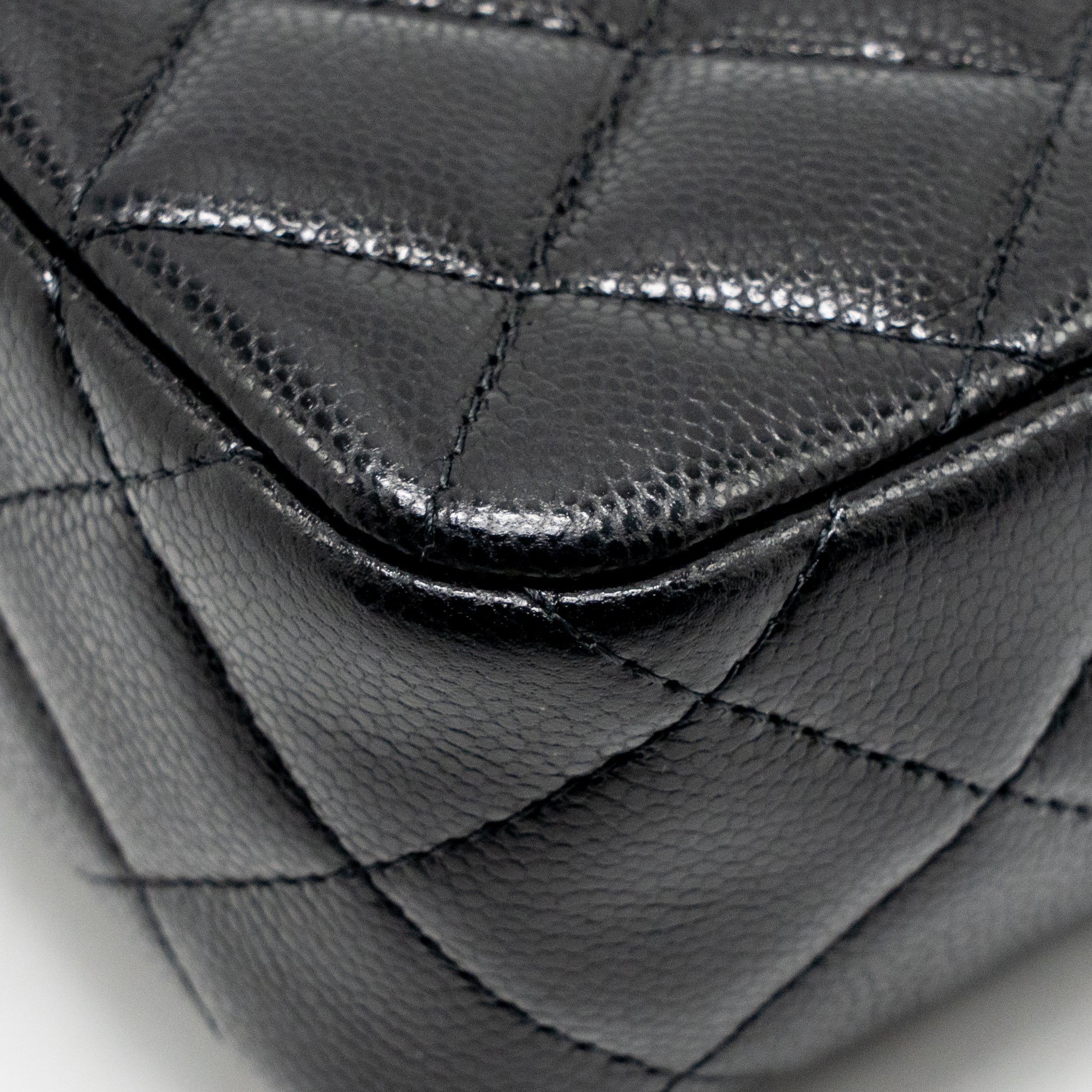 chanel-25a-zip-clutch-with-chain-caviar-black-lghw-microchip-copy