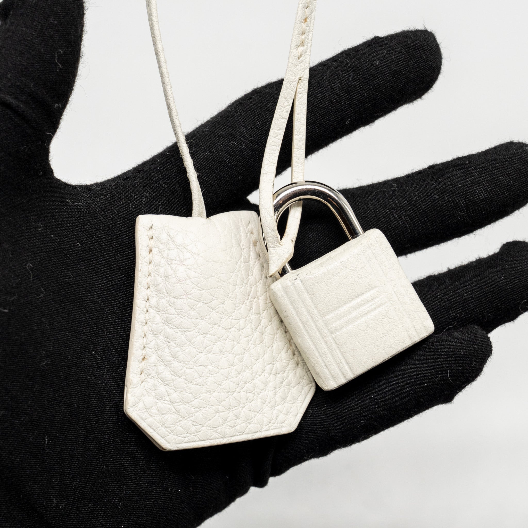 hermes-shoulder-birkin-clemence-white-shw-stamp-square-m