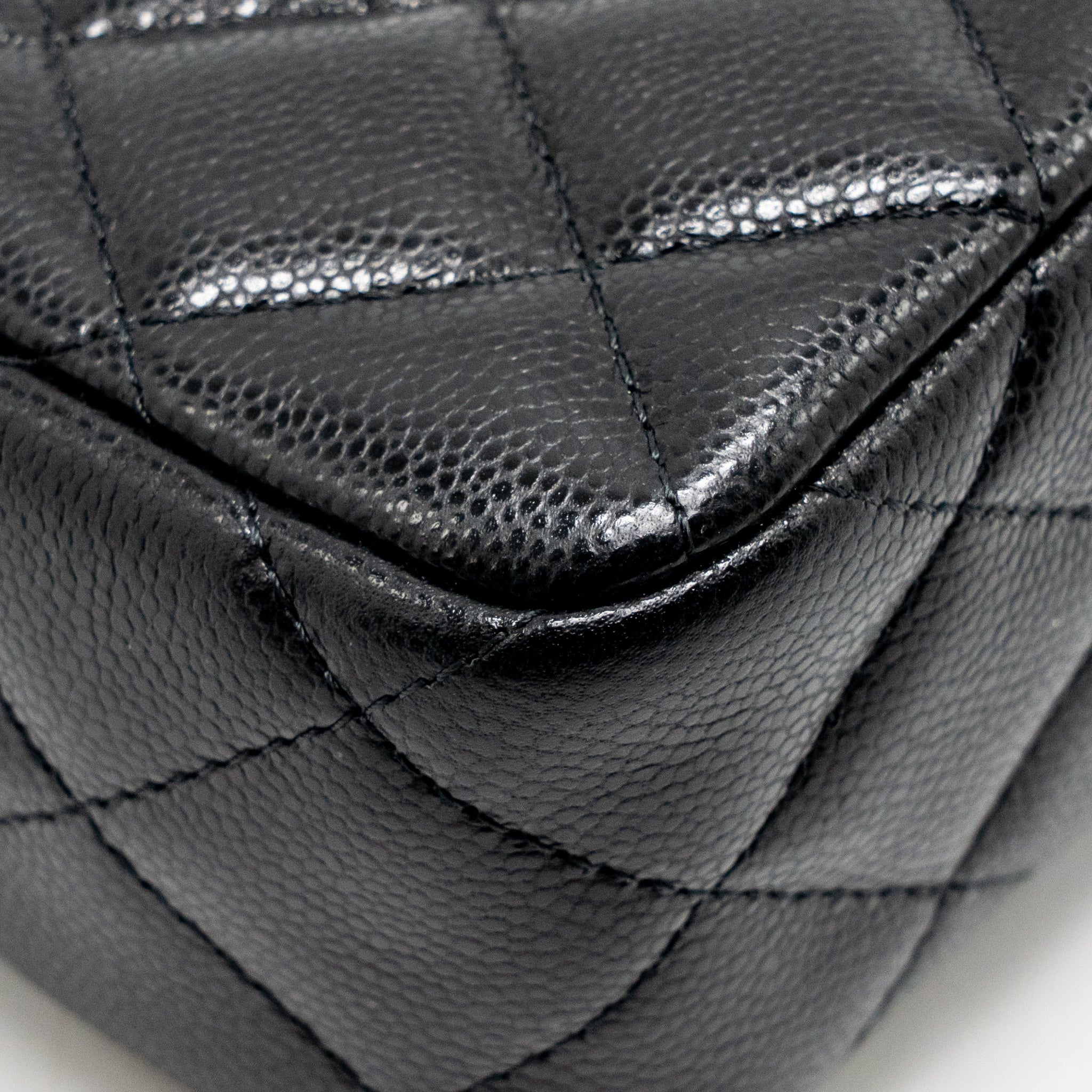 chanel-25a-zip-clutch-with-chain-caviar-black-lghw-microchip-copy