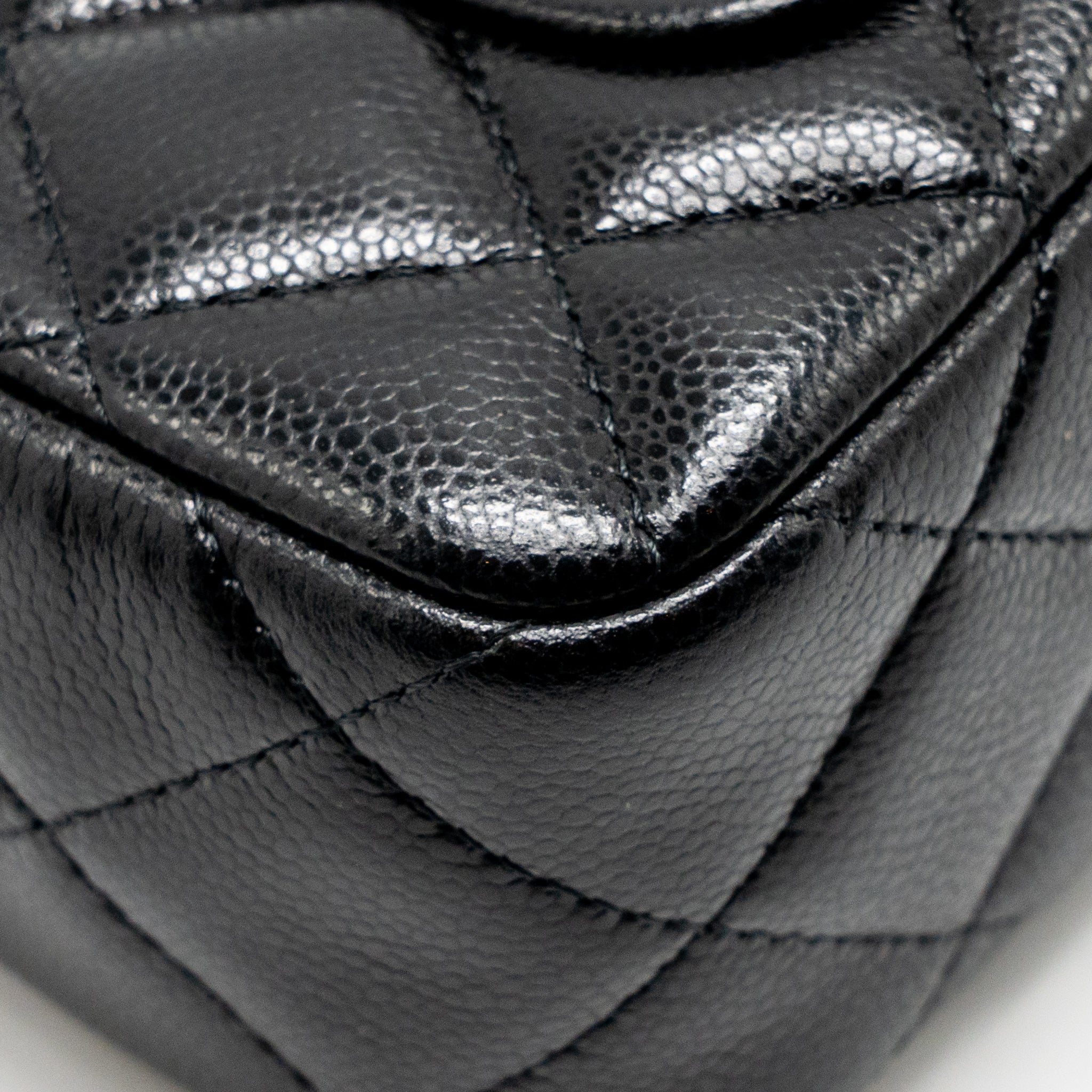 chanel-25a-zip-clutch-with-chain-caviar-black-lghw-microchip-copy