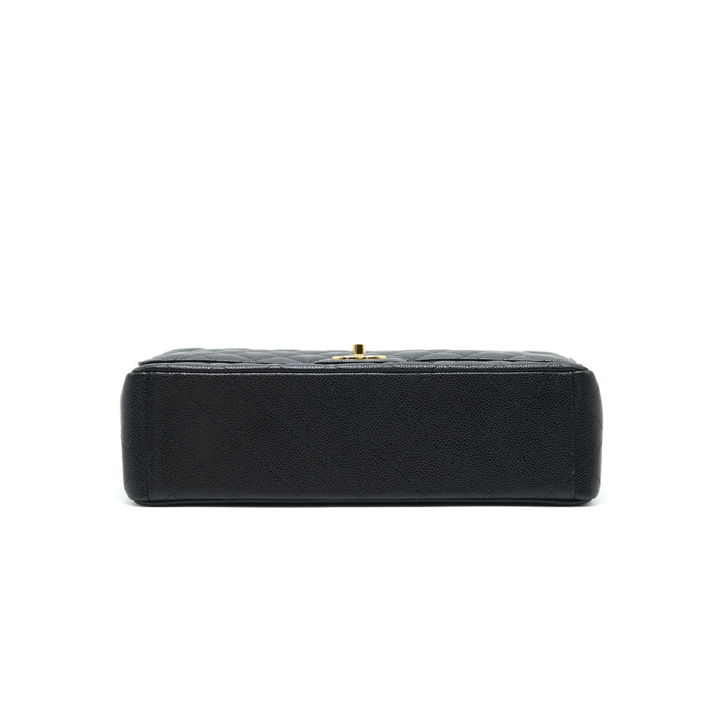 chanel-maxi-classic-double-flap-black-caviar-ghw