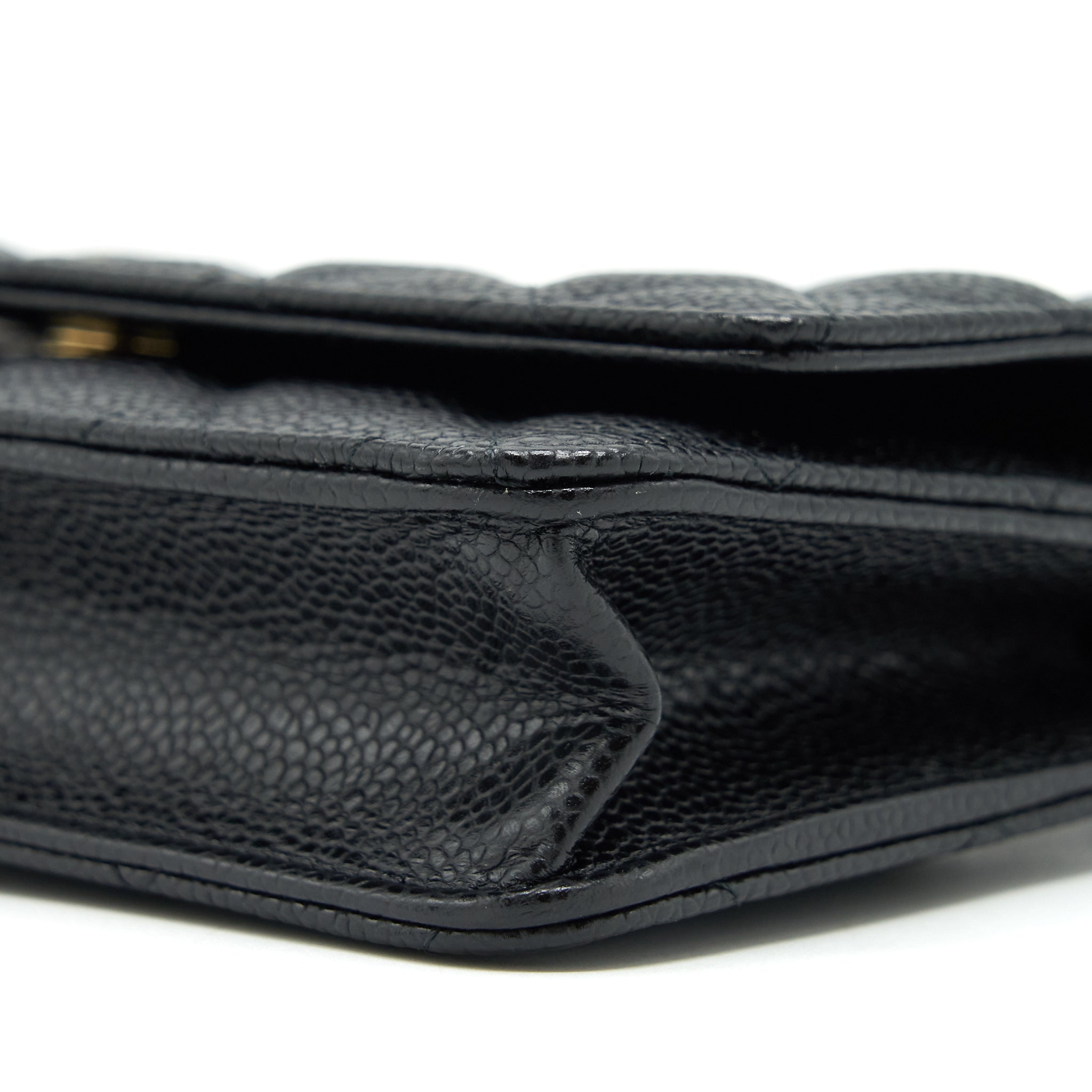chanel-classic-wallet-on-chain-caviar-black-ghw-1