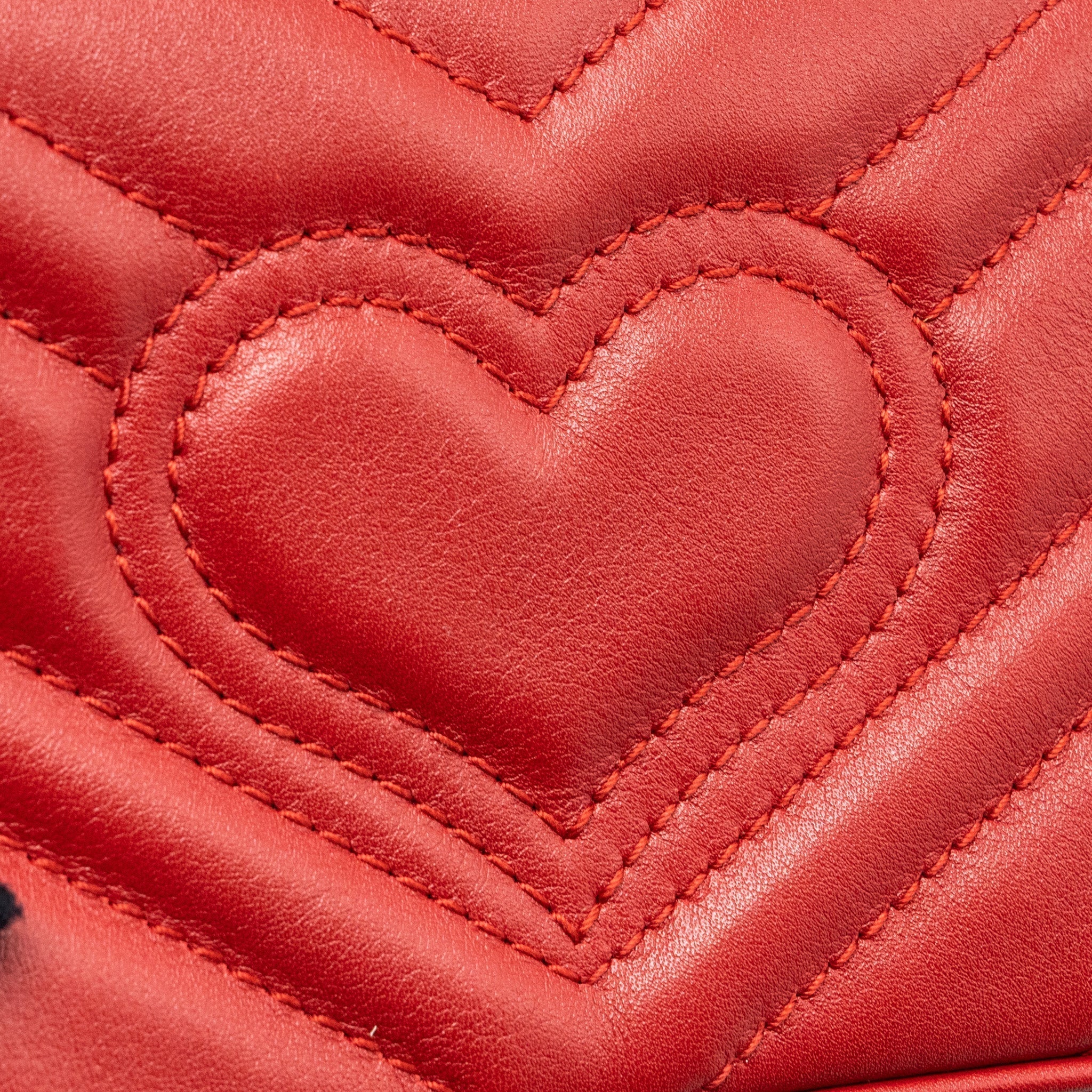 gucci-marmont-super-mini-matelasse-chevron-leather-red-ghw