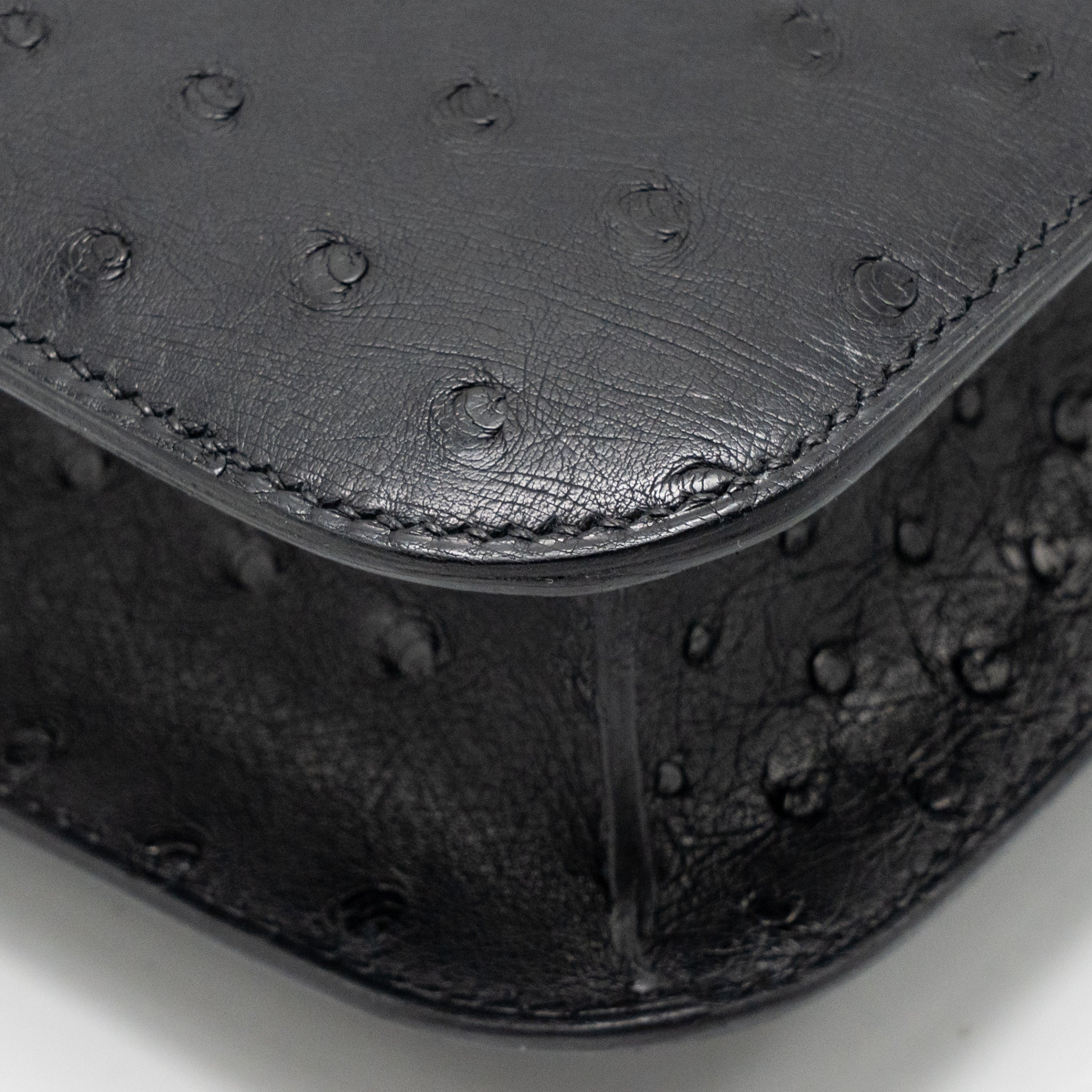 hermes-constance-24-ostrich-black-shw-stamp-k