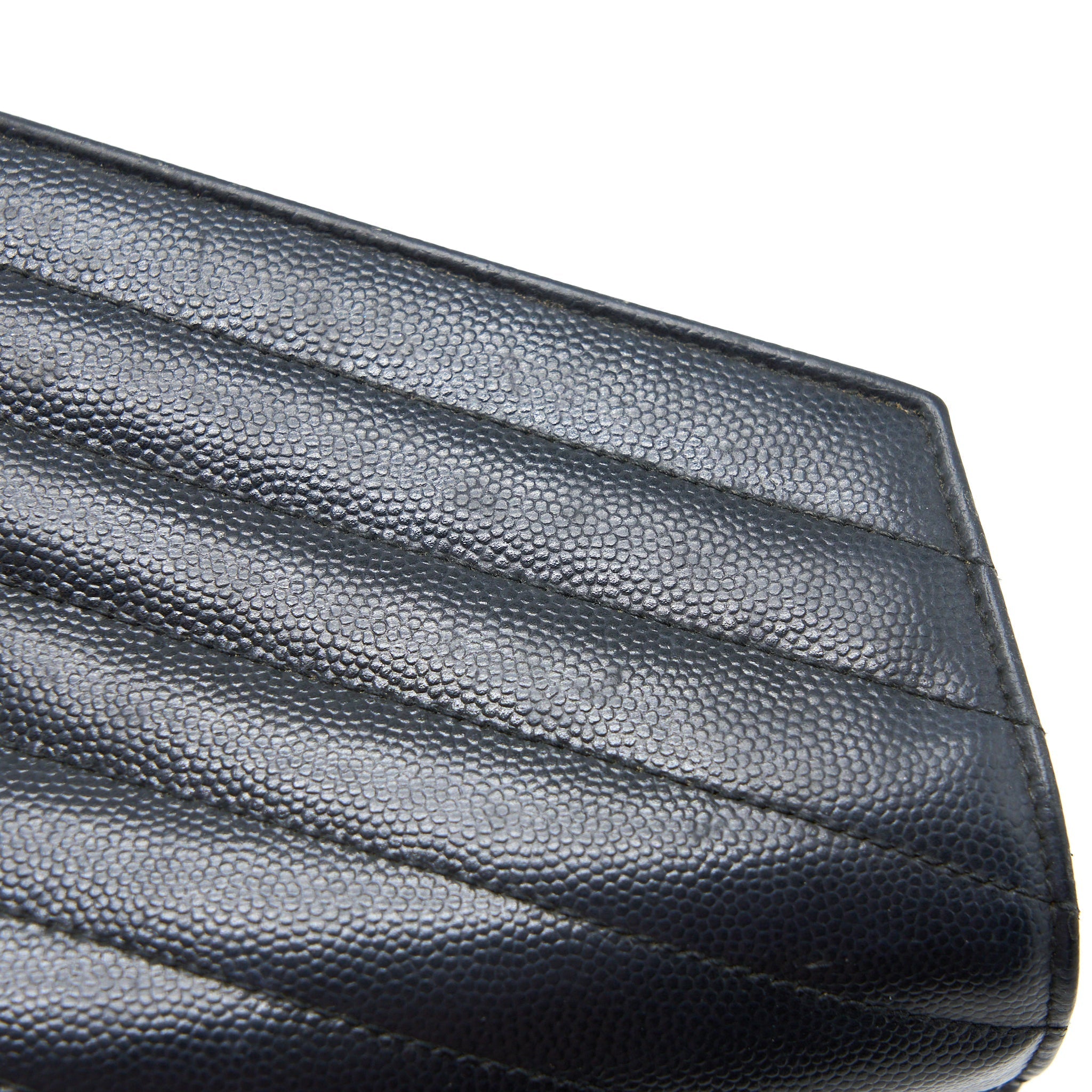 saint-laurent-ysl-cassandra-matelasse-envelope-chain-wallet-grained-calfskin-black-ghw